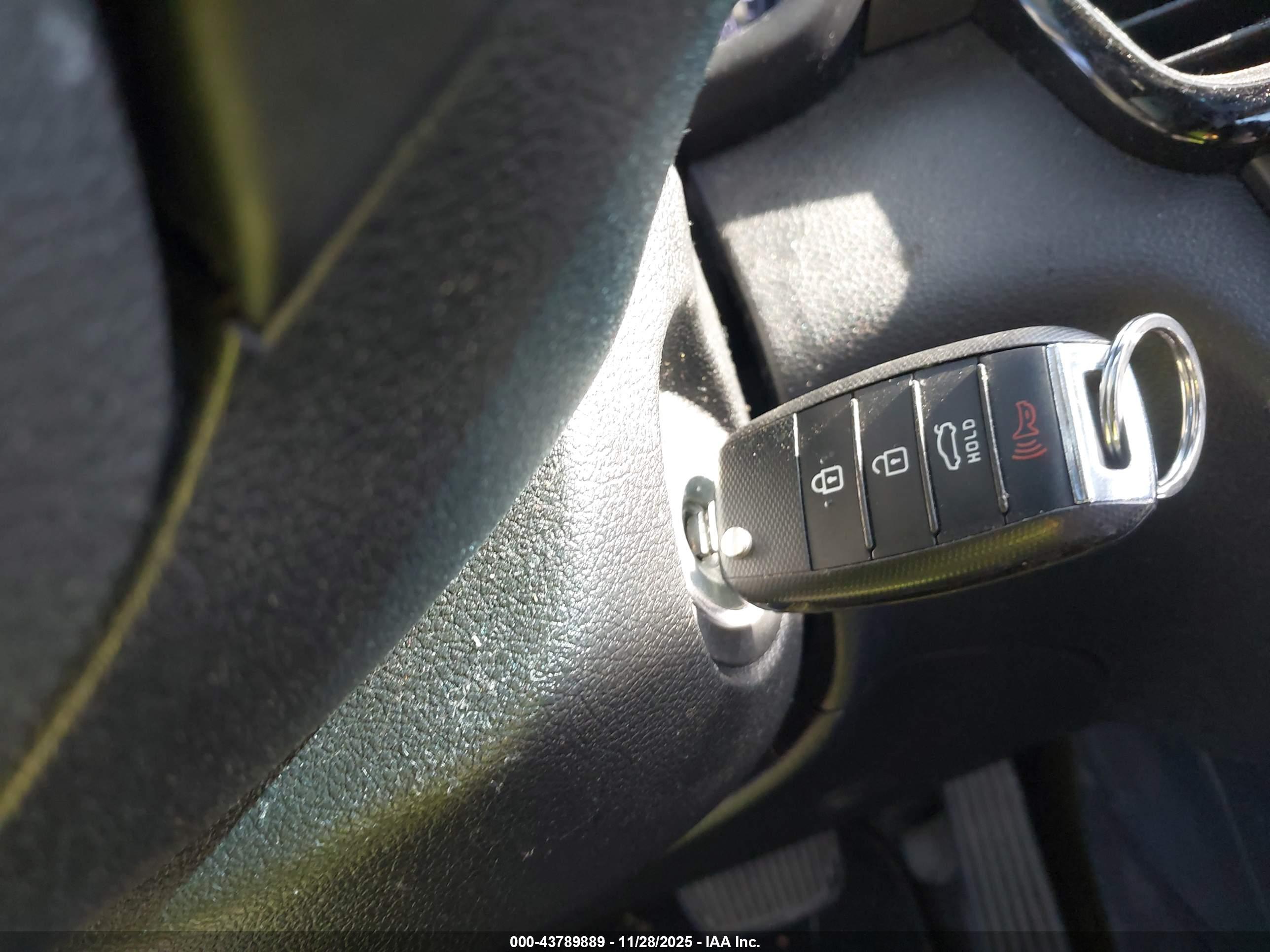 KIA OPTIMA image 11