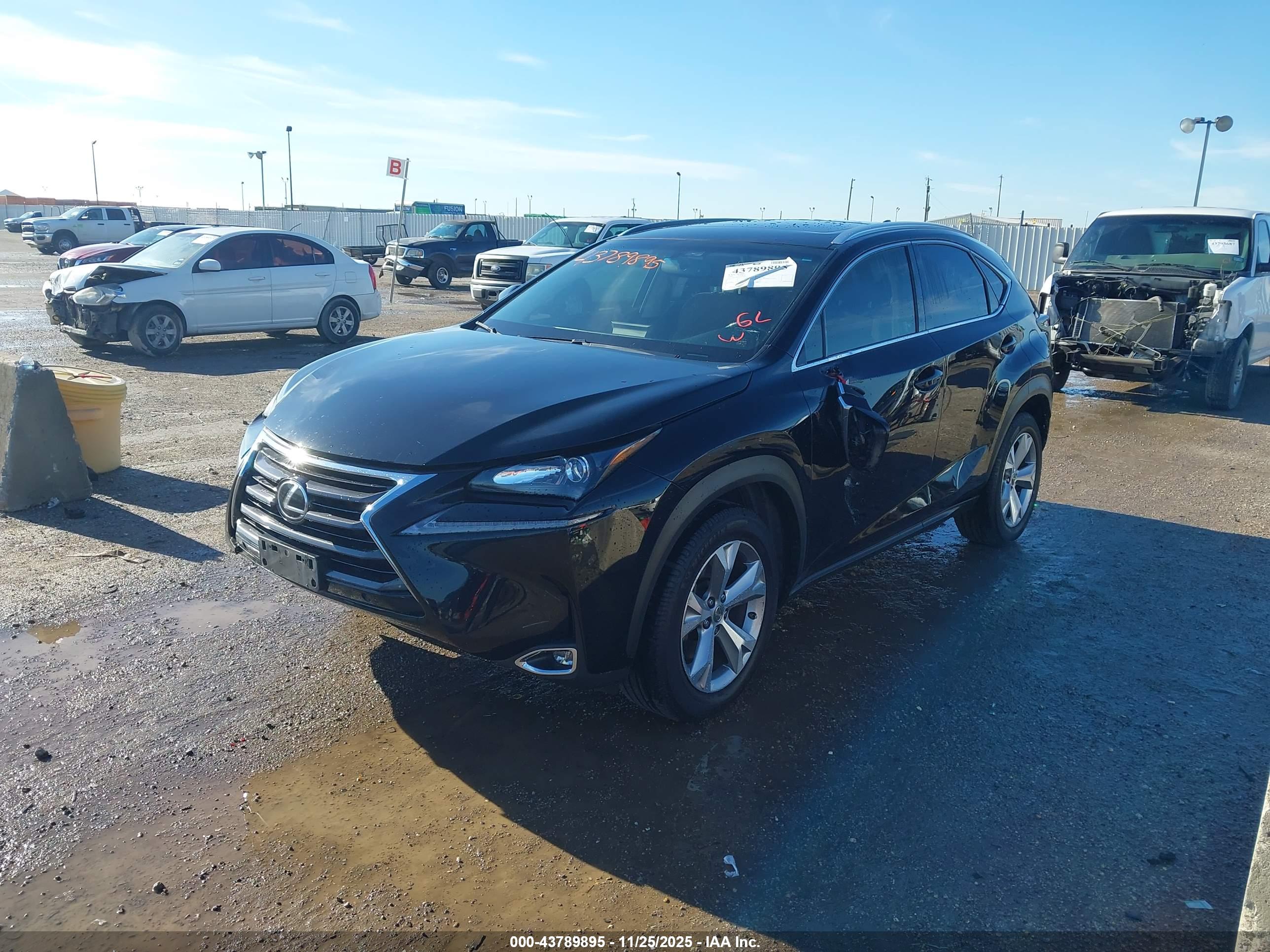 LEXUS NX image 2