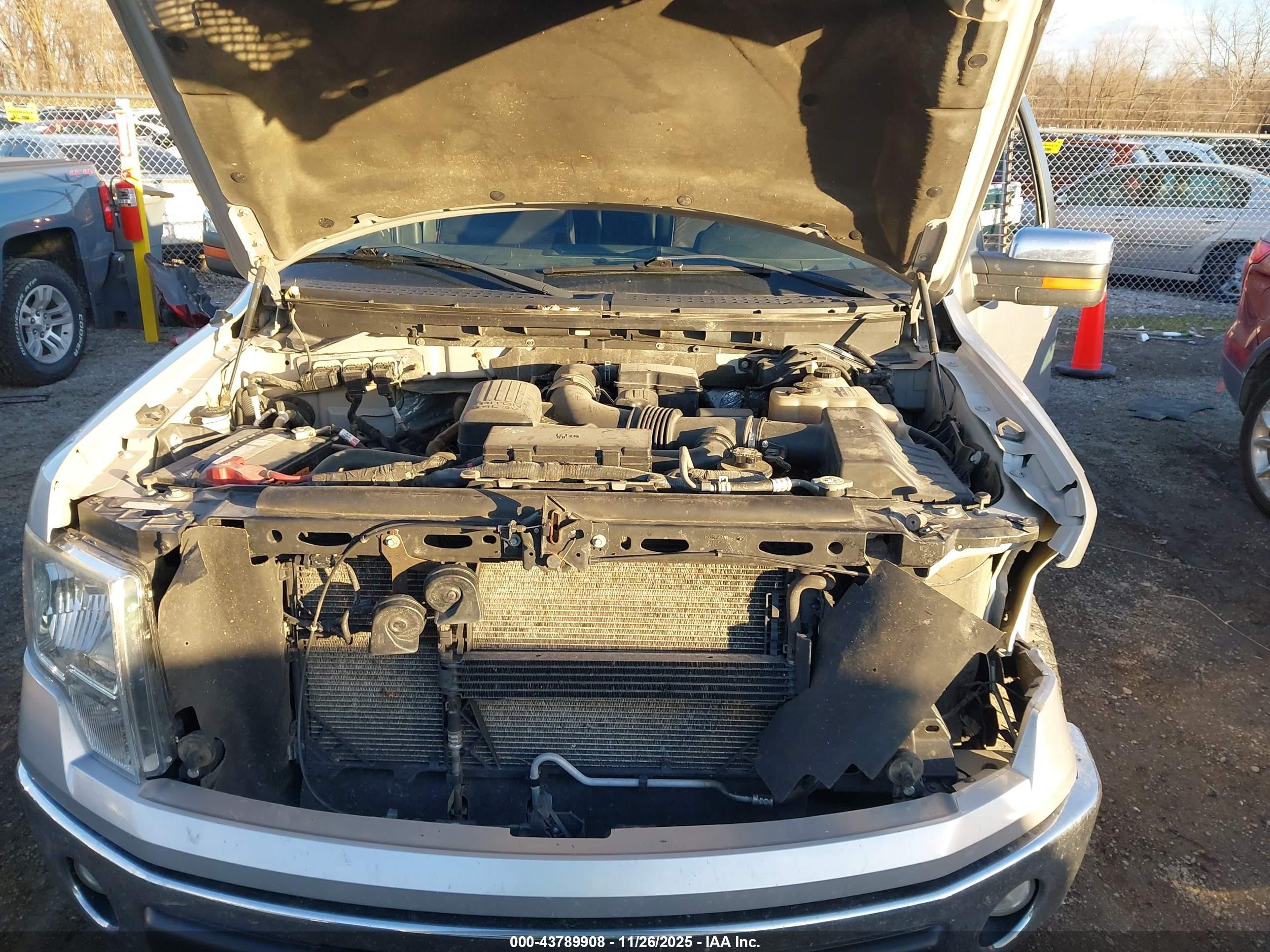 FORD F-150 image 10
