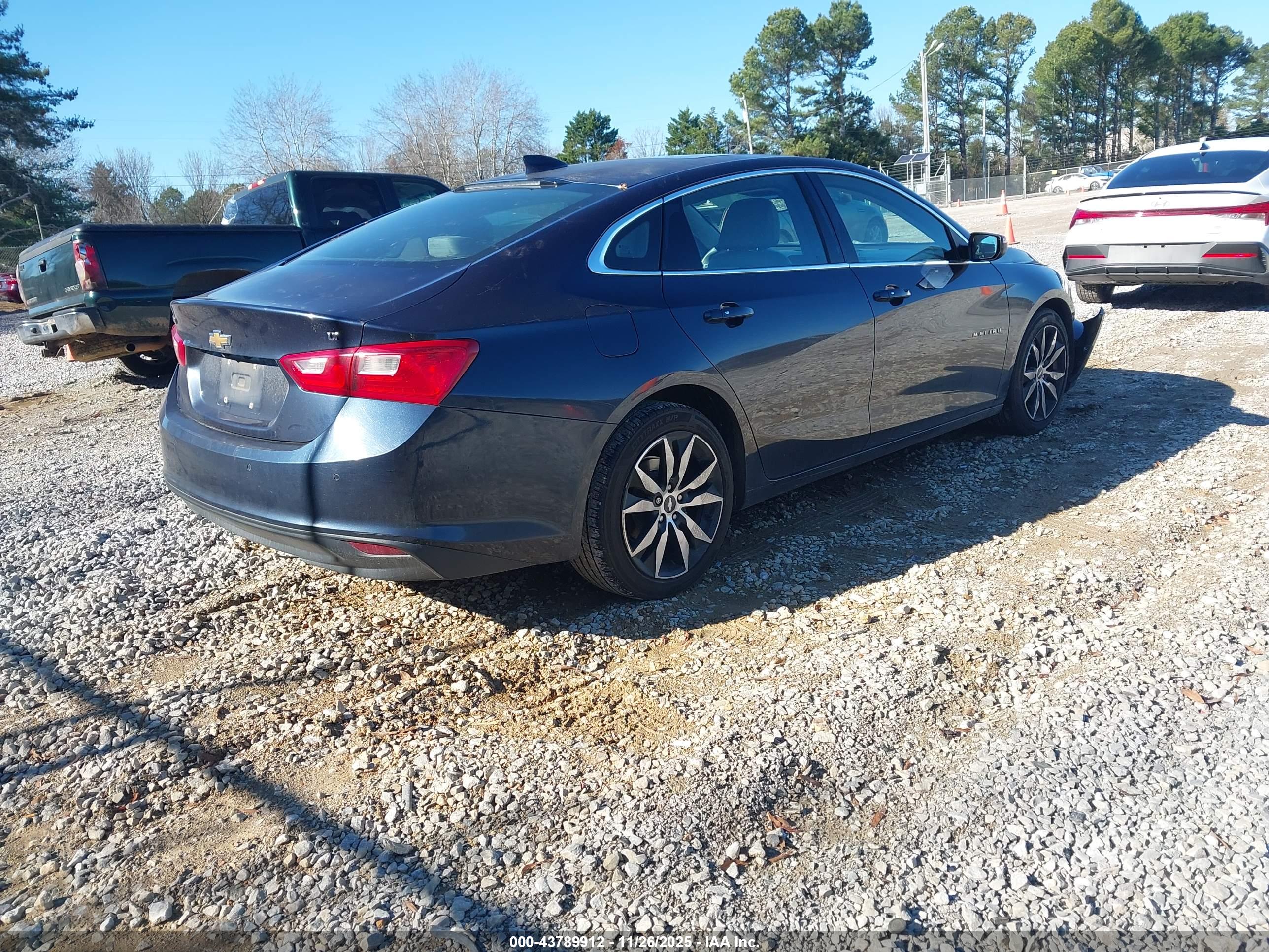 CHEVROLET MALIBU image 4