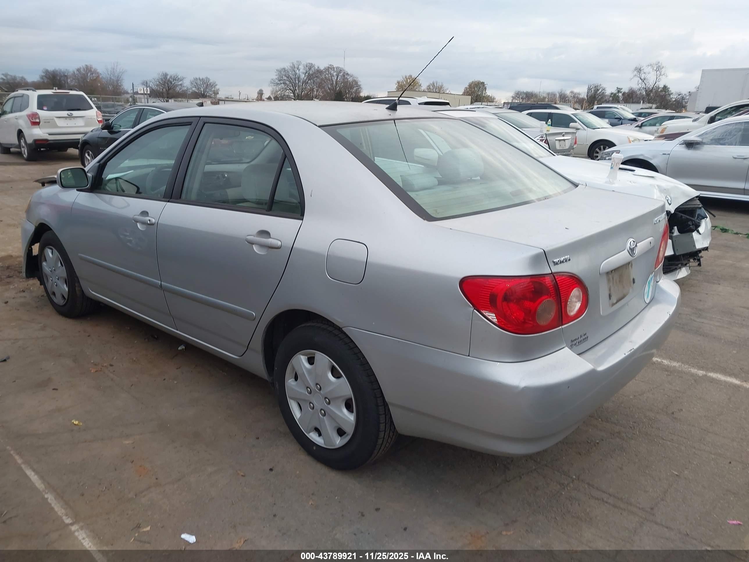 TOYOTA COROLLA image 3