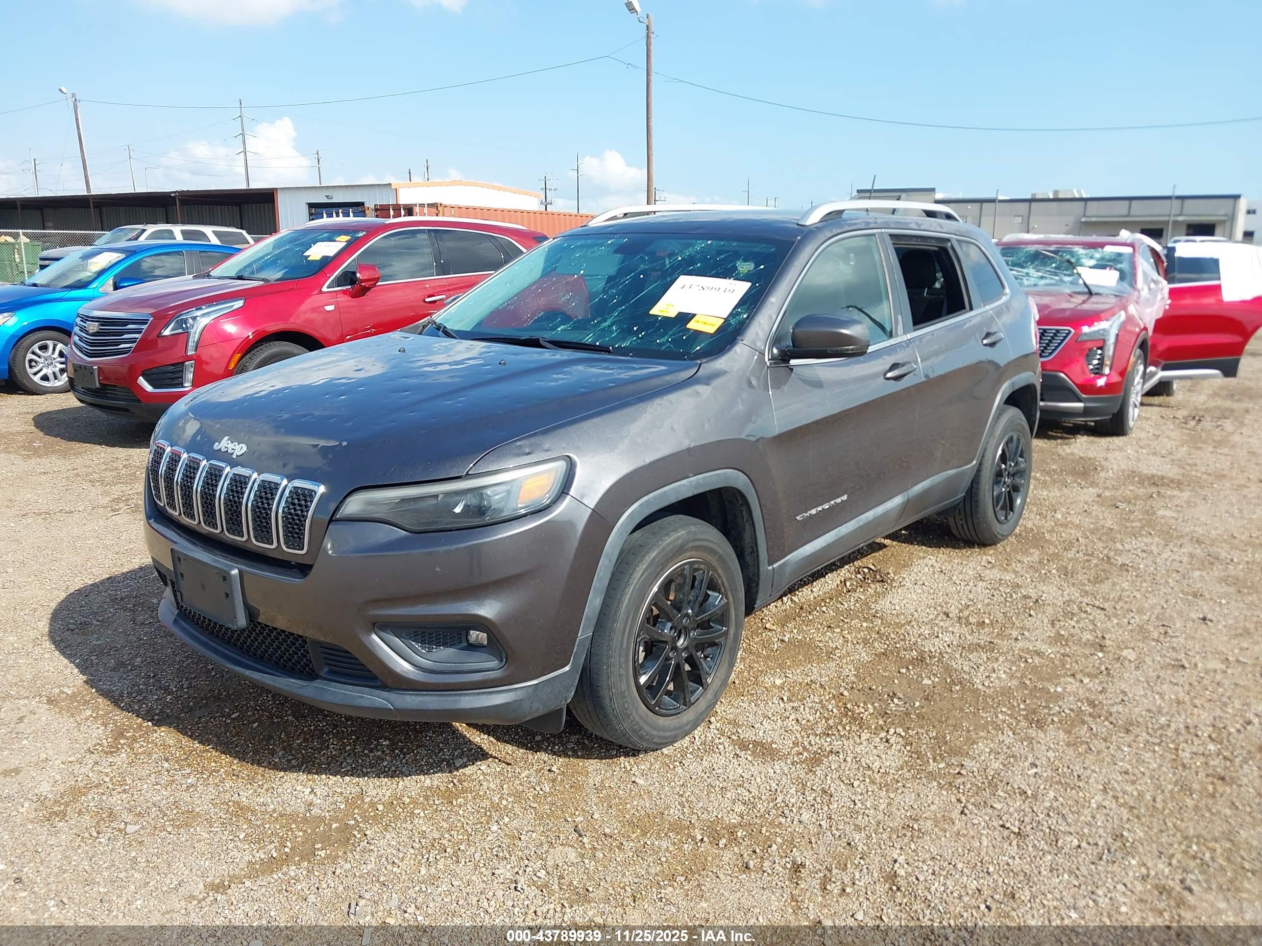 JEEP CHEROKEE image 2