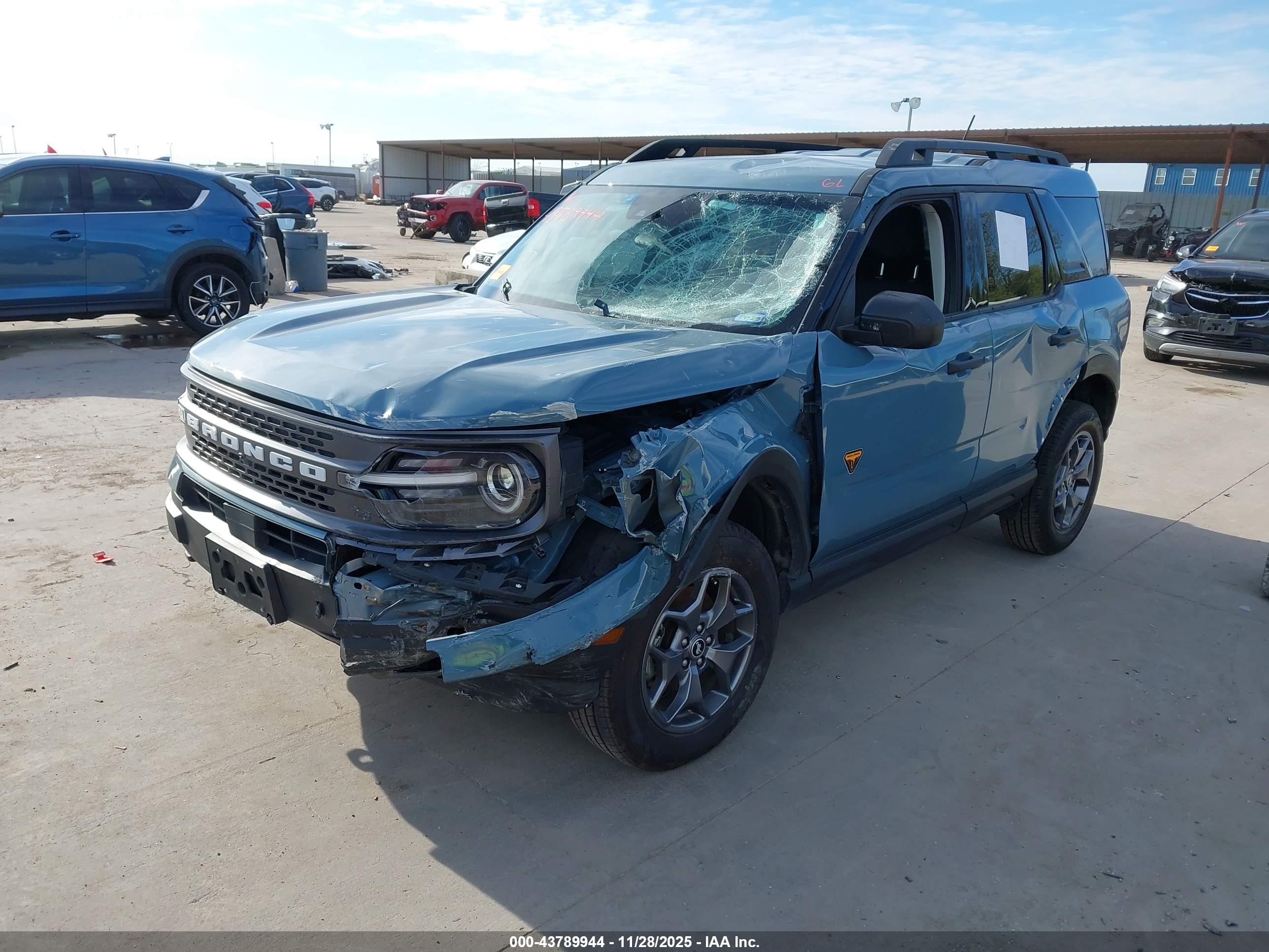 FORD BRONCO image 2