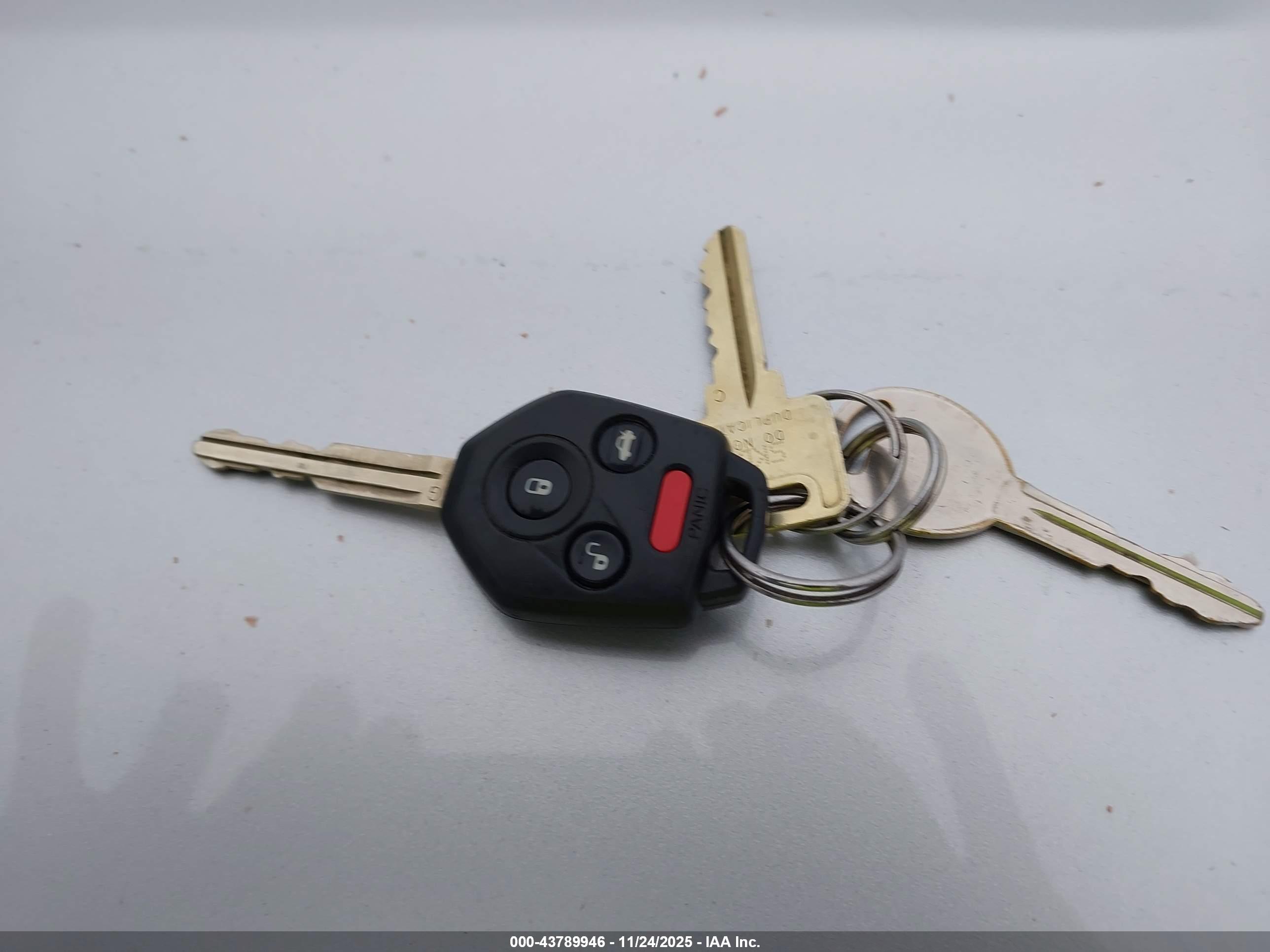 SUBARU FORESTER image 11