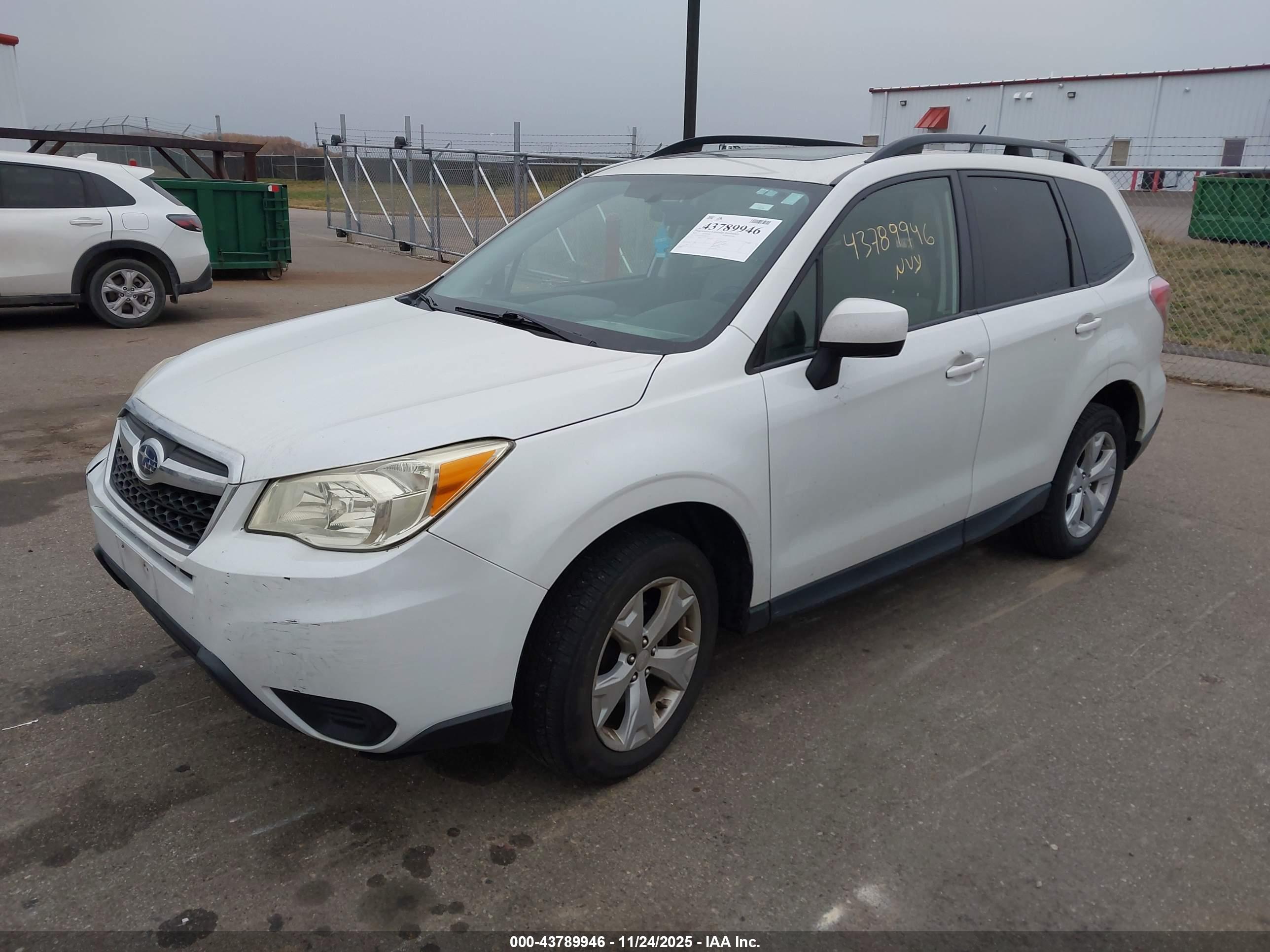 SUBARU FORESTER image 2