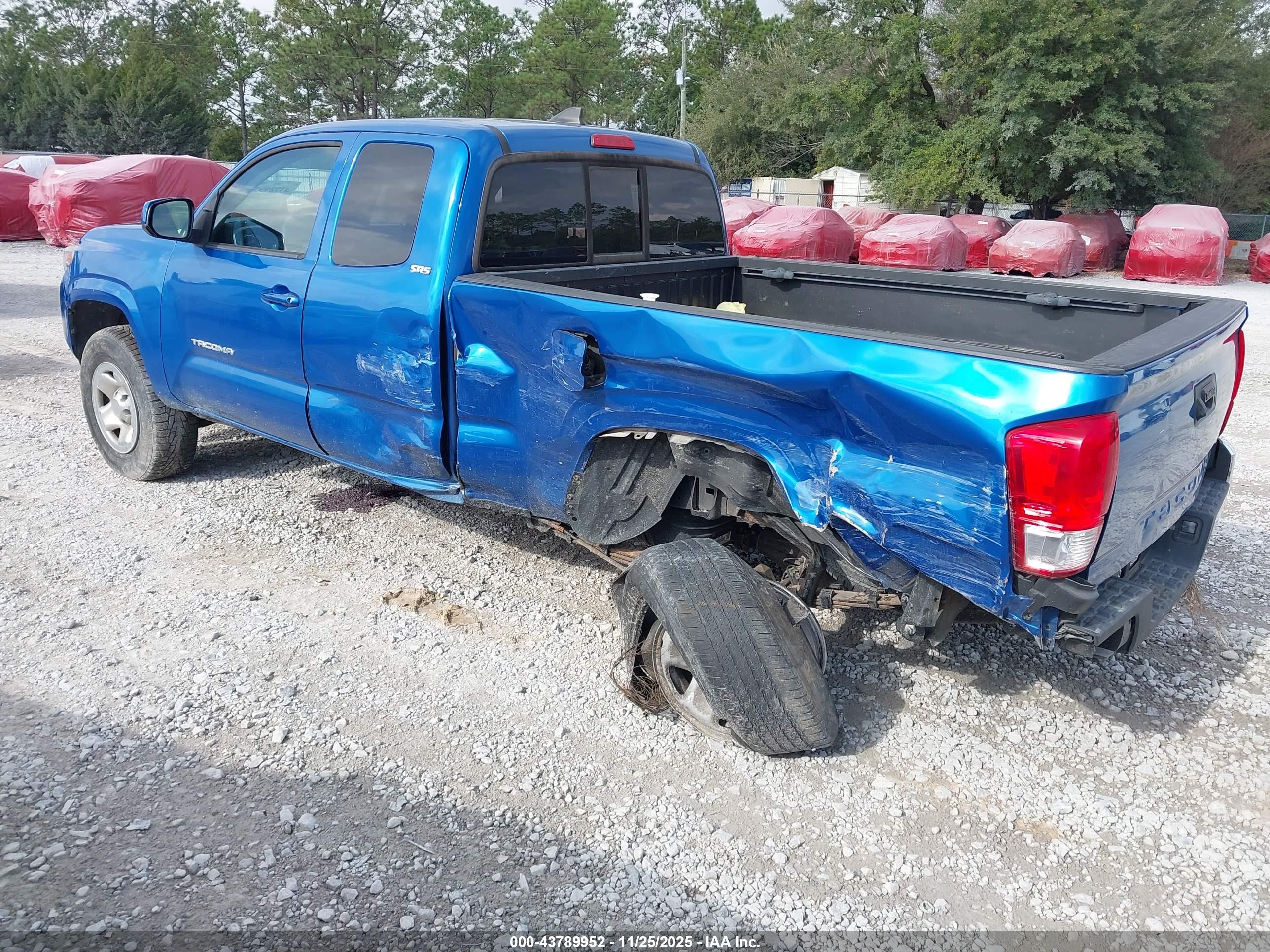 TOYOTA TACOMA image 3