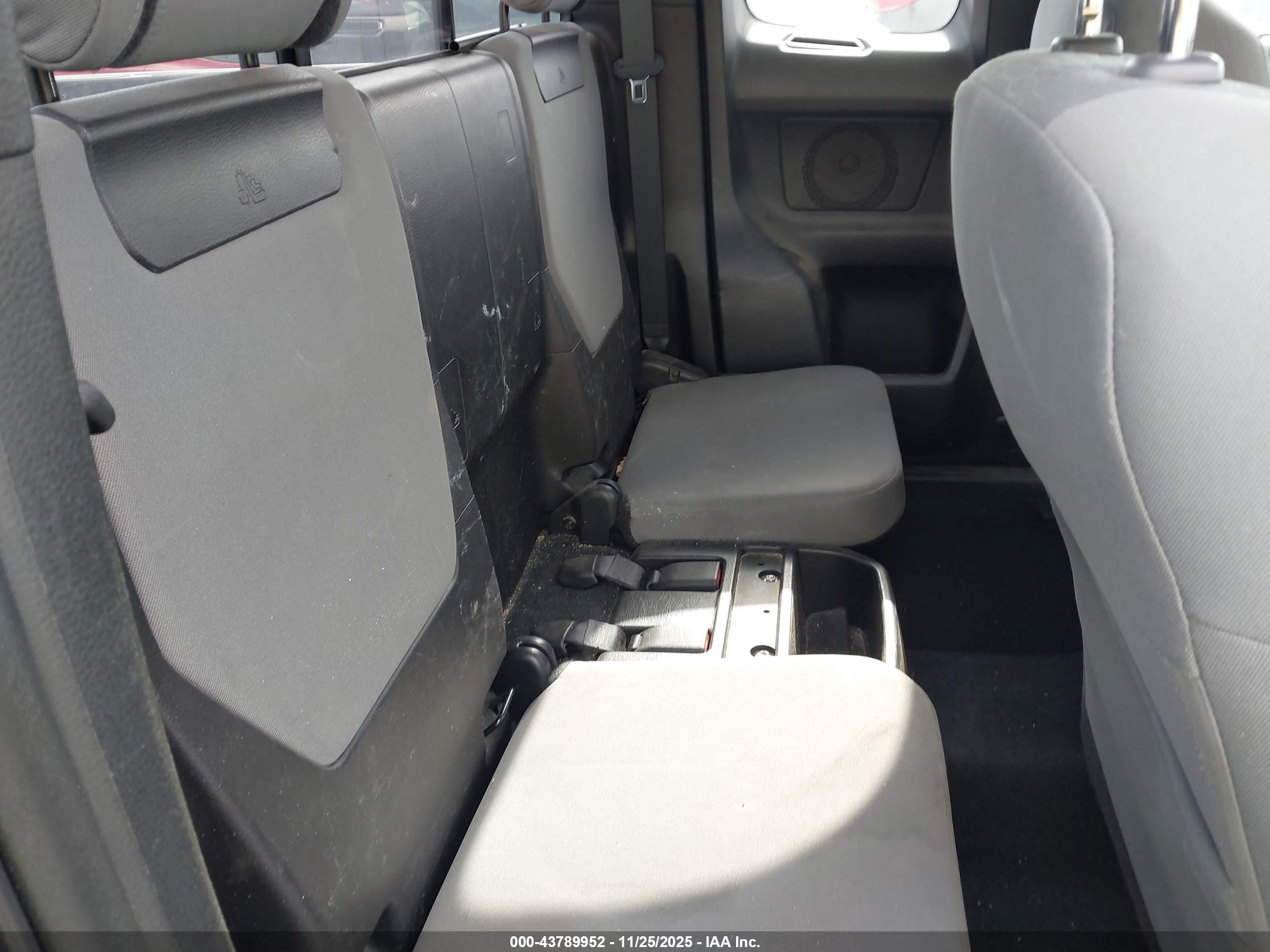 TOYOTA TACOMA image 8