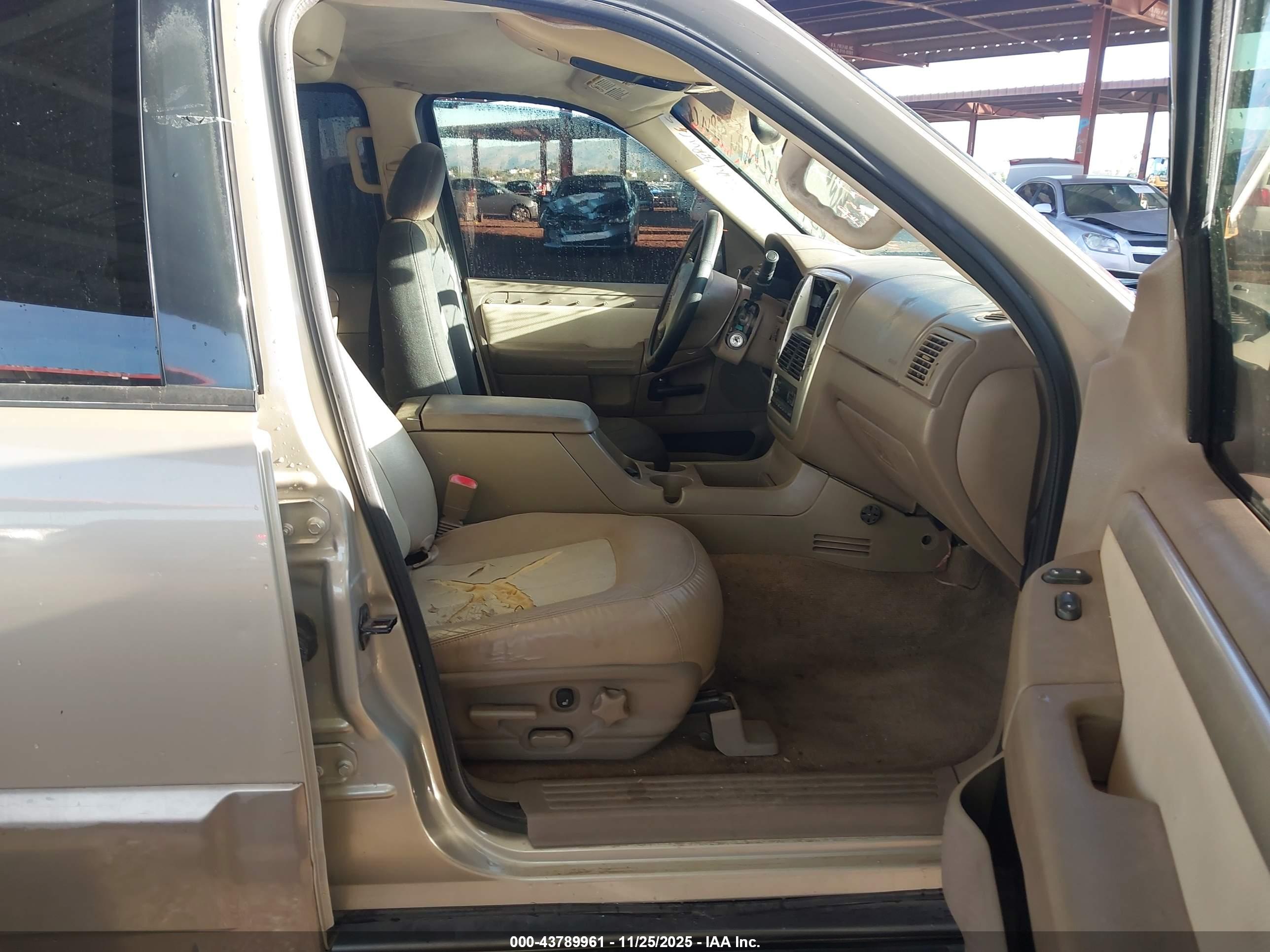 MERCURY MOUNTAINEER image 5