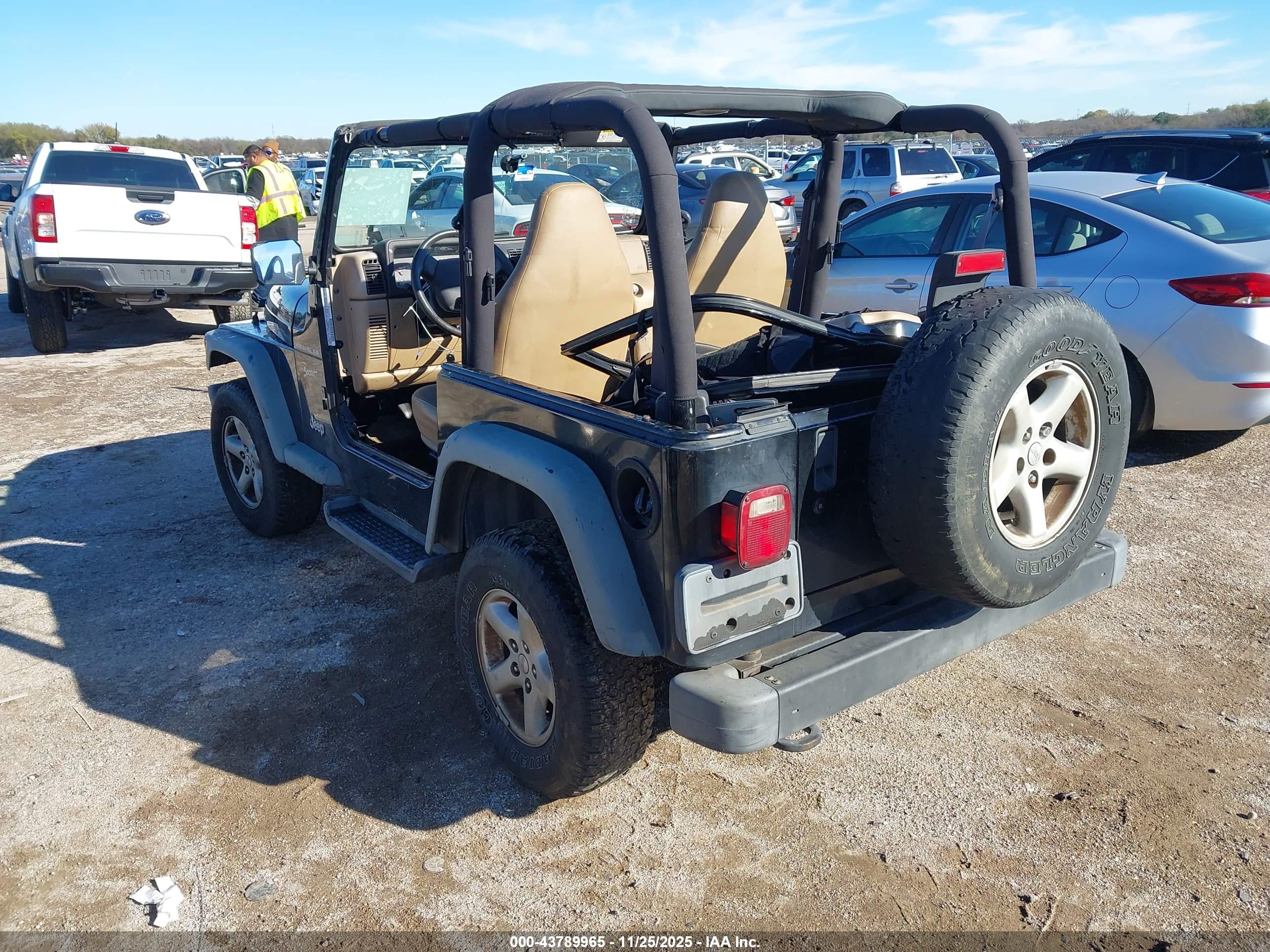 JEEP WRANGLER image 3