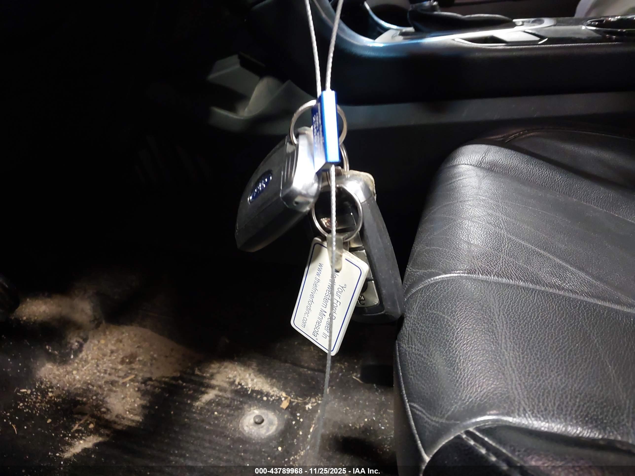 FORD EDGE image 11
