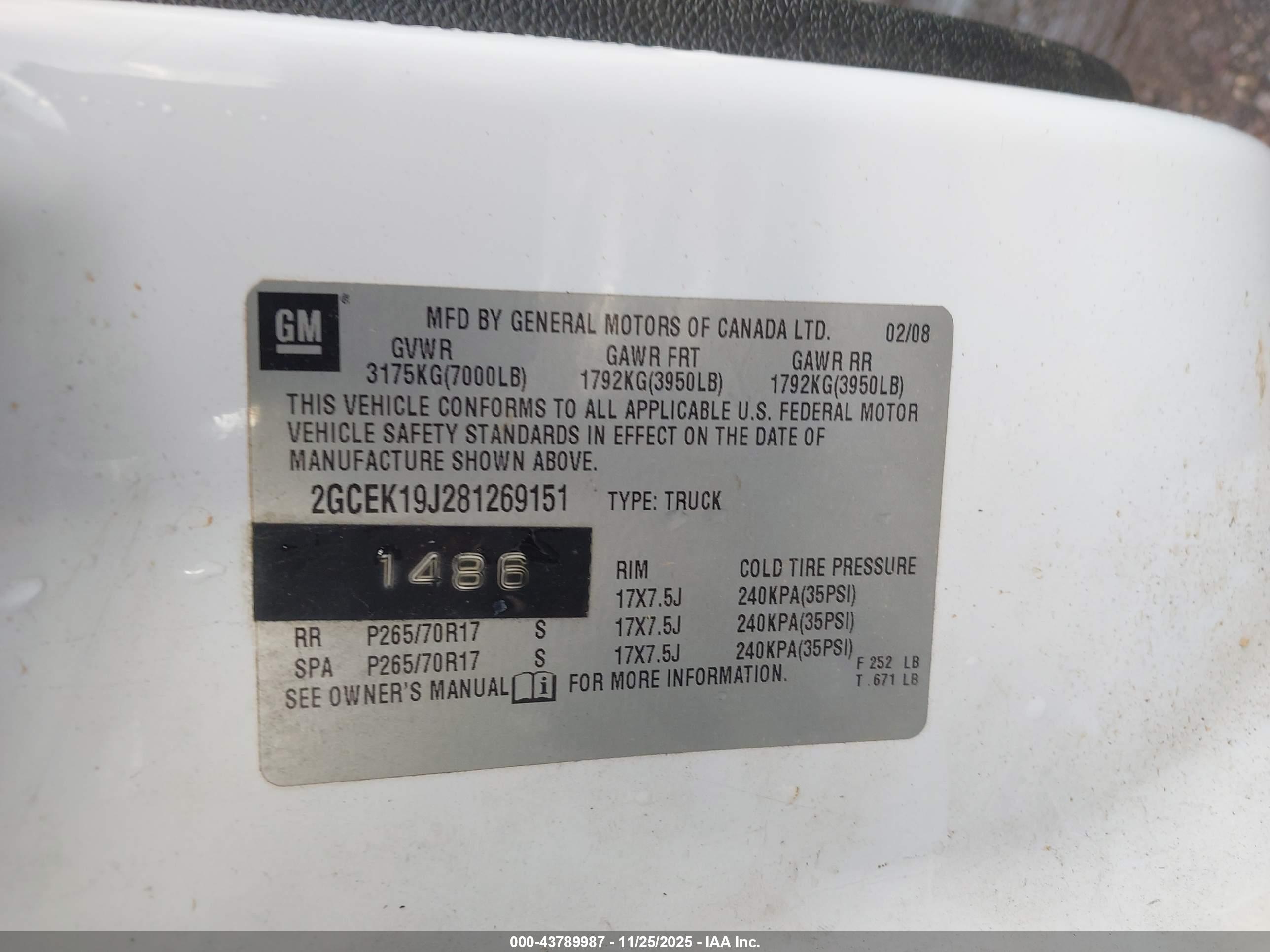 CHEVROLET SILVERADO image 9