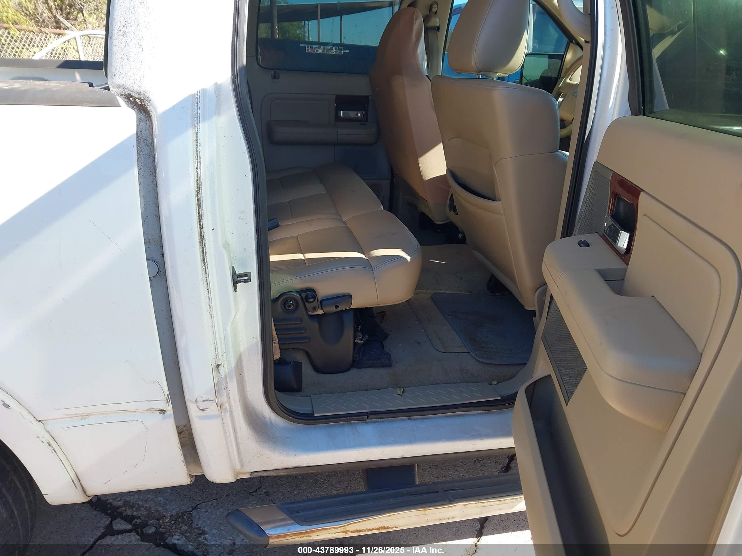 FORD F-150 image 8