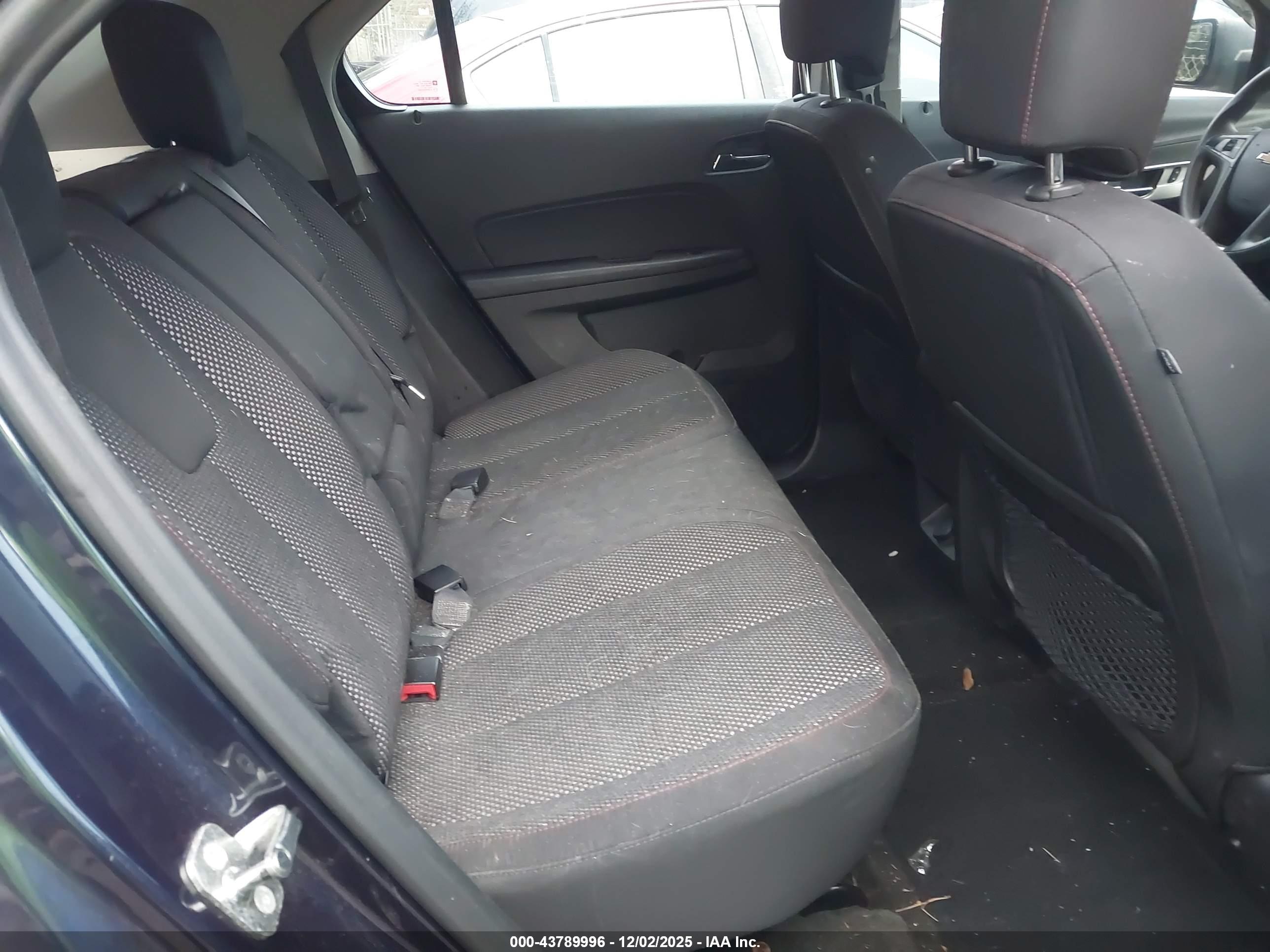 CHEVROLET EQUINOX image 8