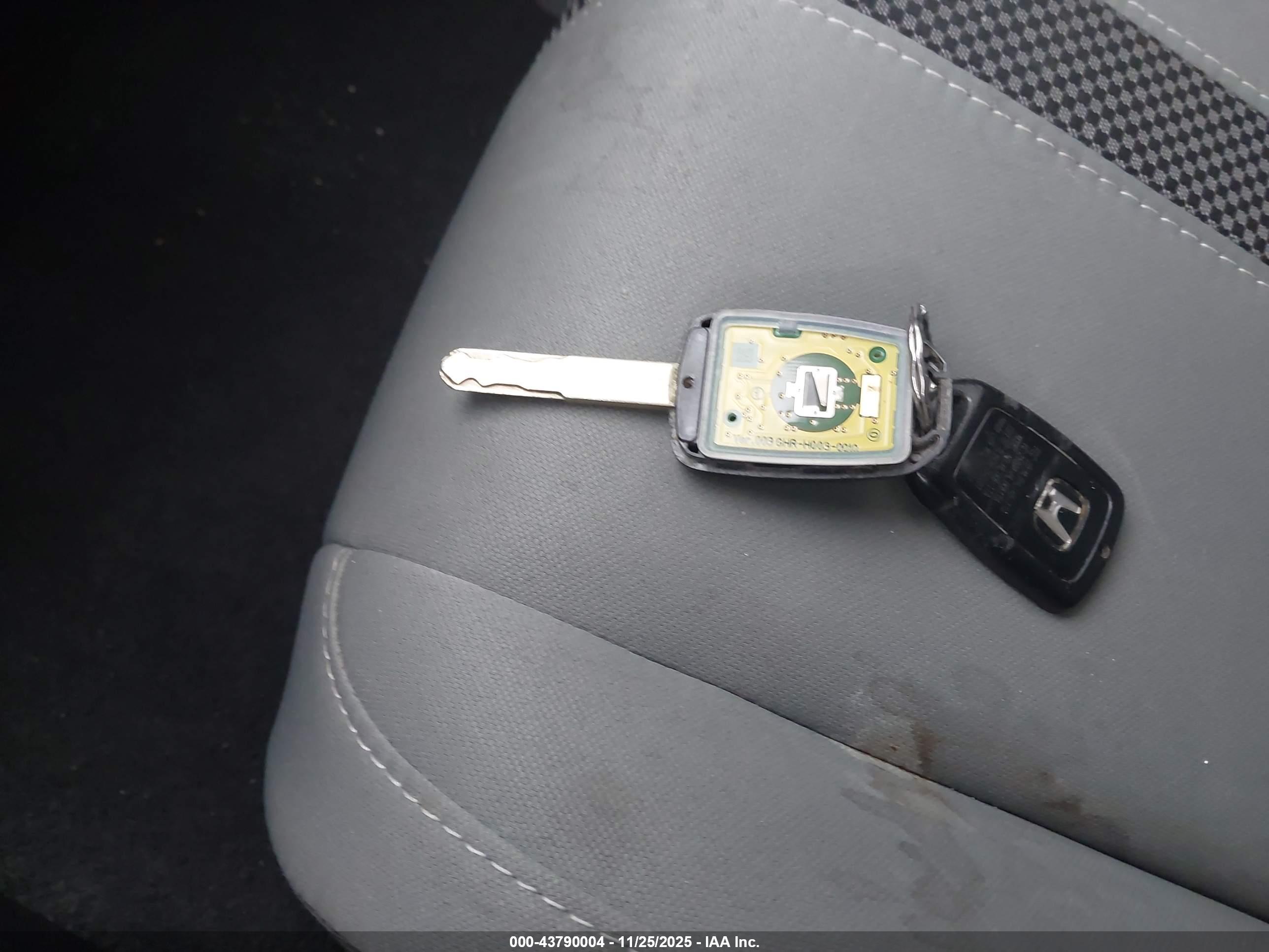 HONDA CIVIC image 11