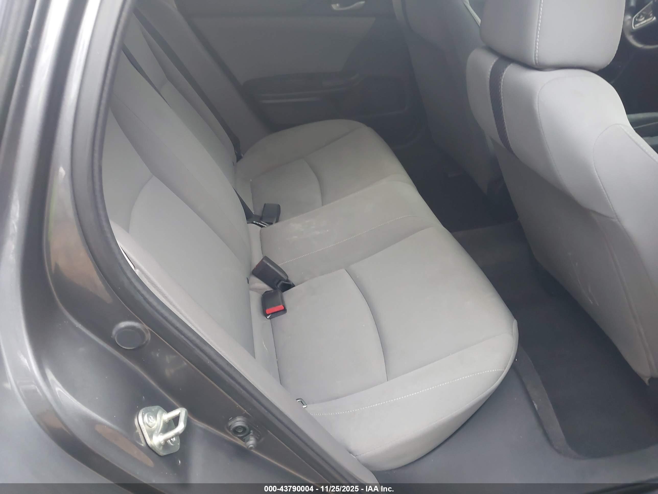 HONDA CIVIC image 8