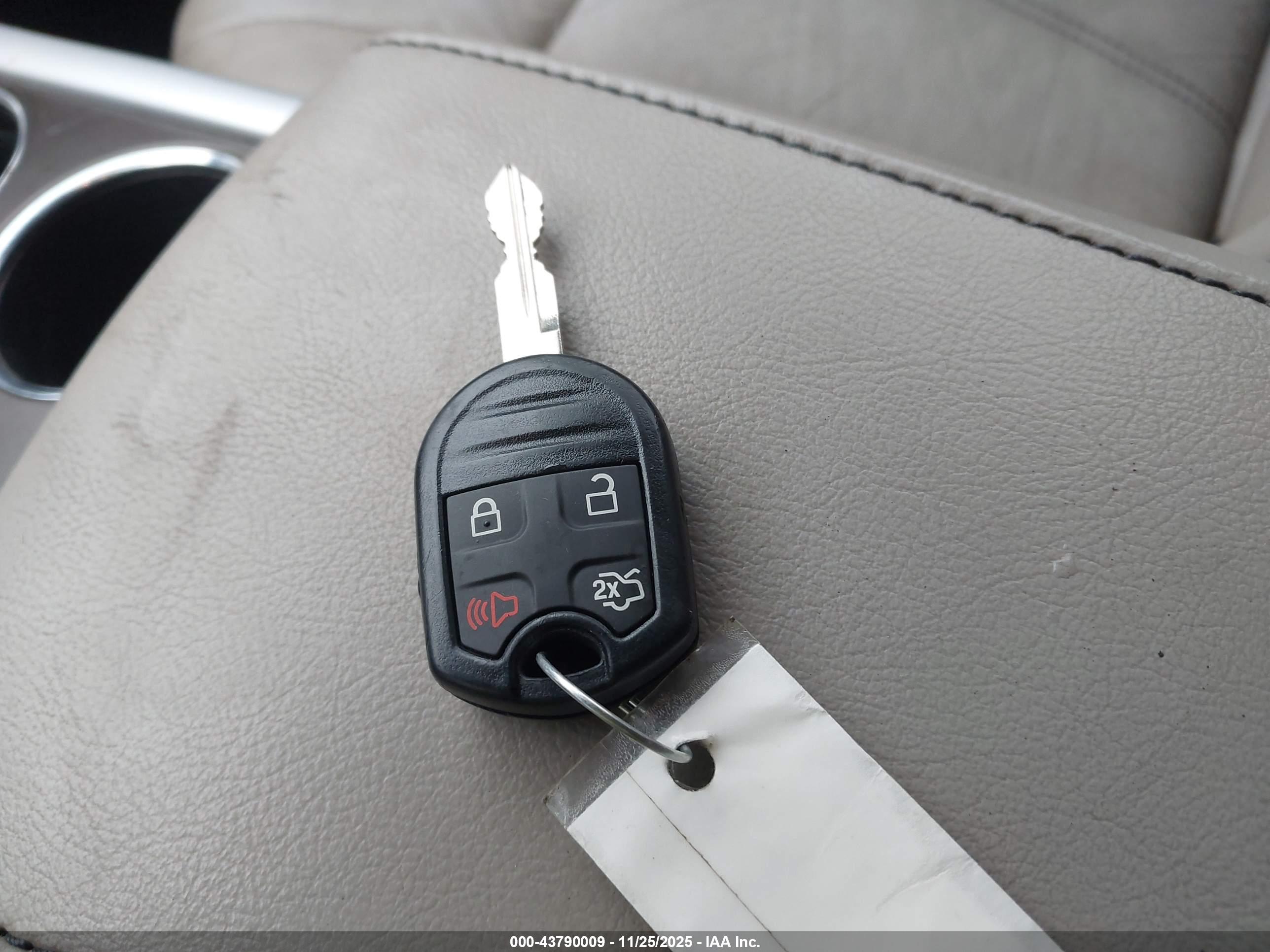 FORD EDGE image 11