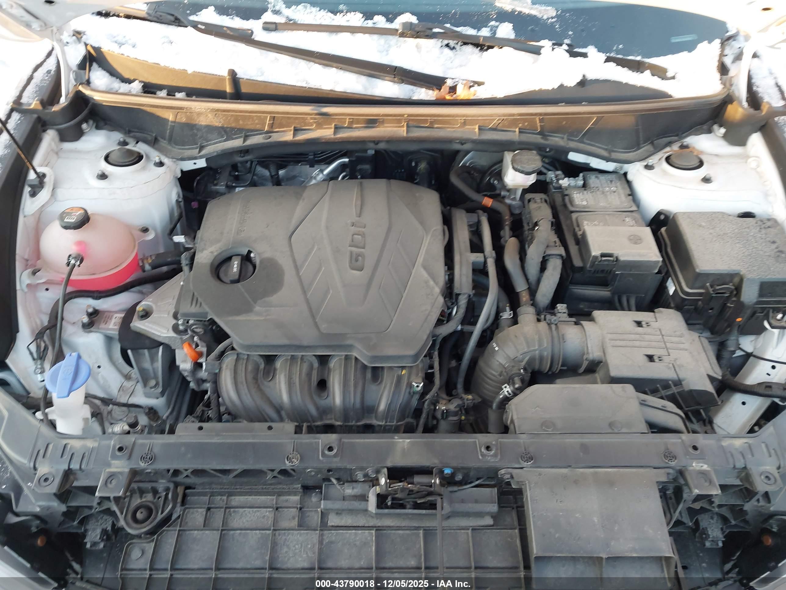 HYUNDAI TUCSON image 10