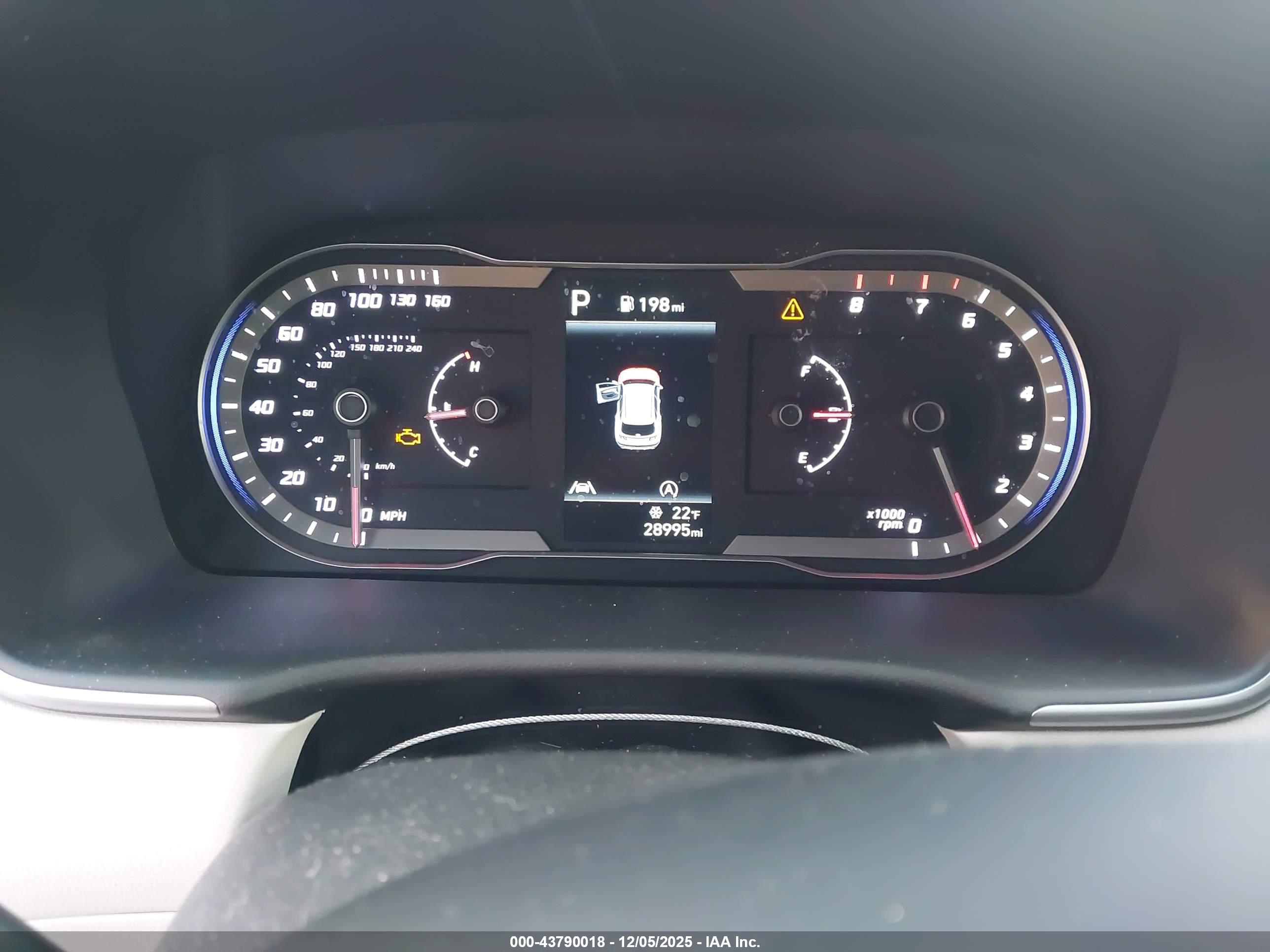 HYUNDAI TUCSON image 7