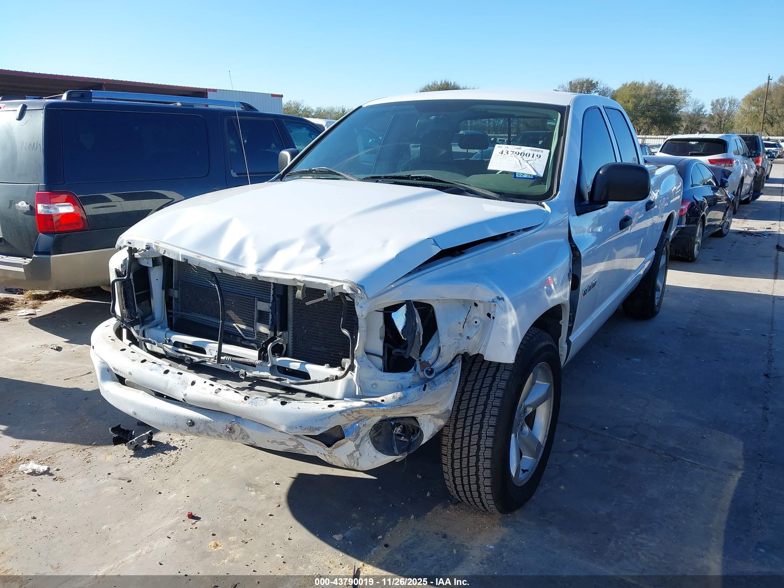 DODGE RAM image 2