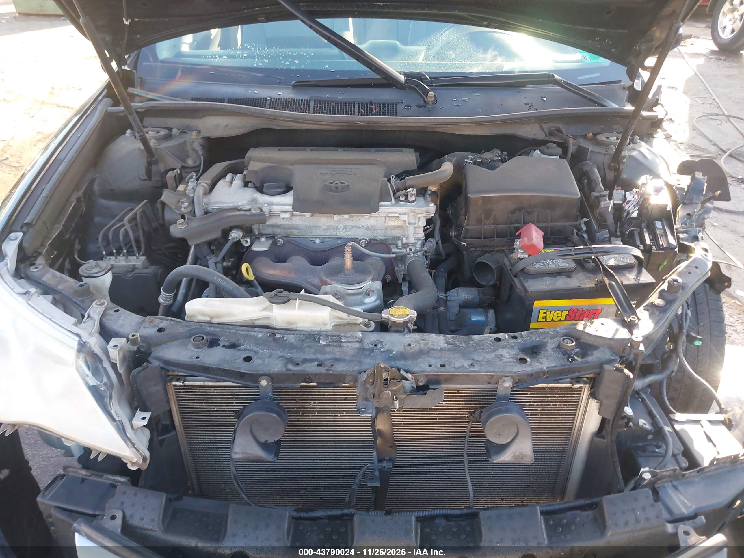 TOYOTA CAMRY image 10