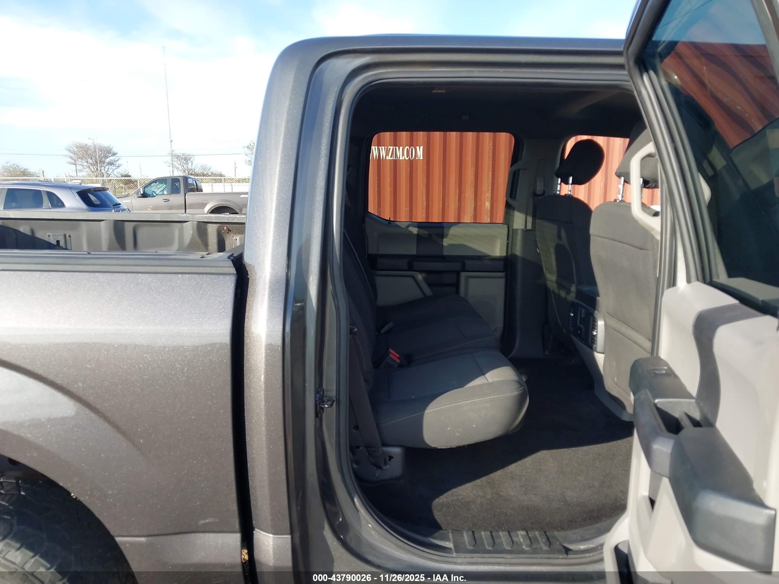 FORD F-150 image 8