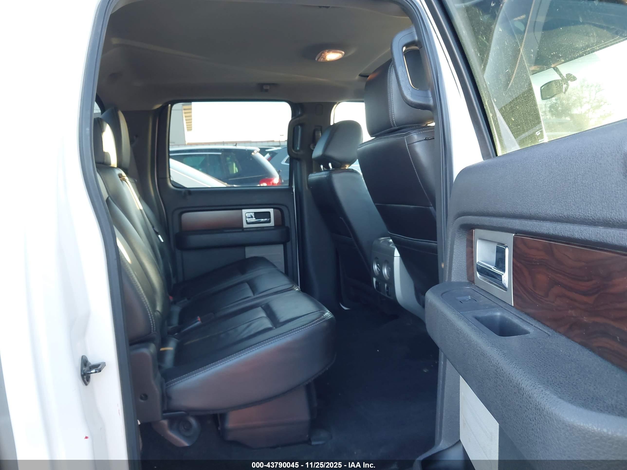 FORD F-150 image 8
