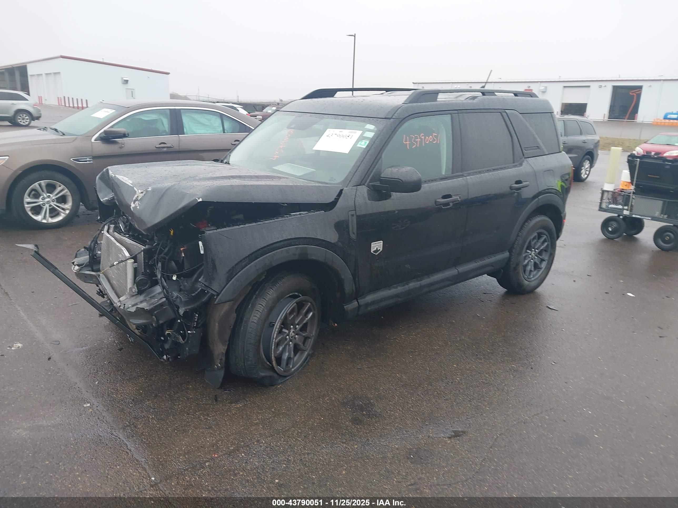 FORD BRONCO image 2
