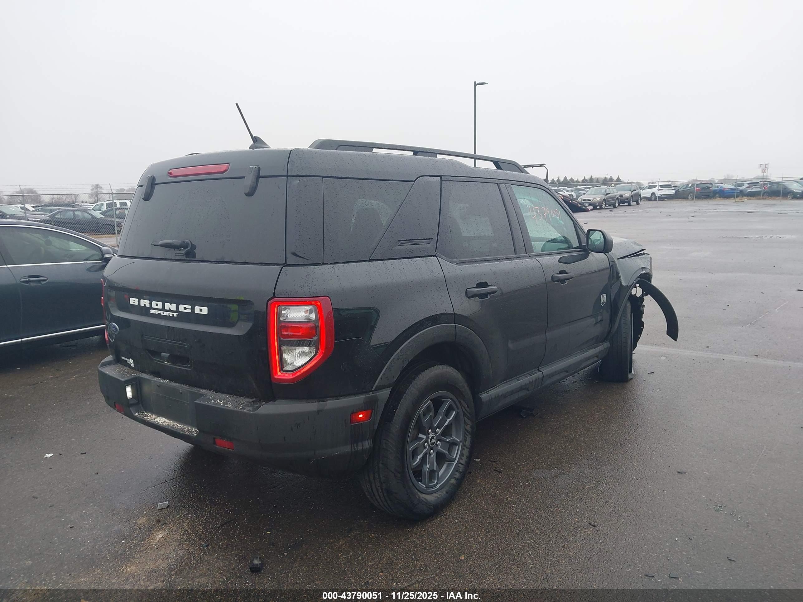 FORD BRONCO image 4