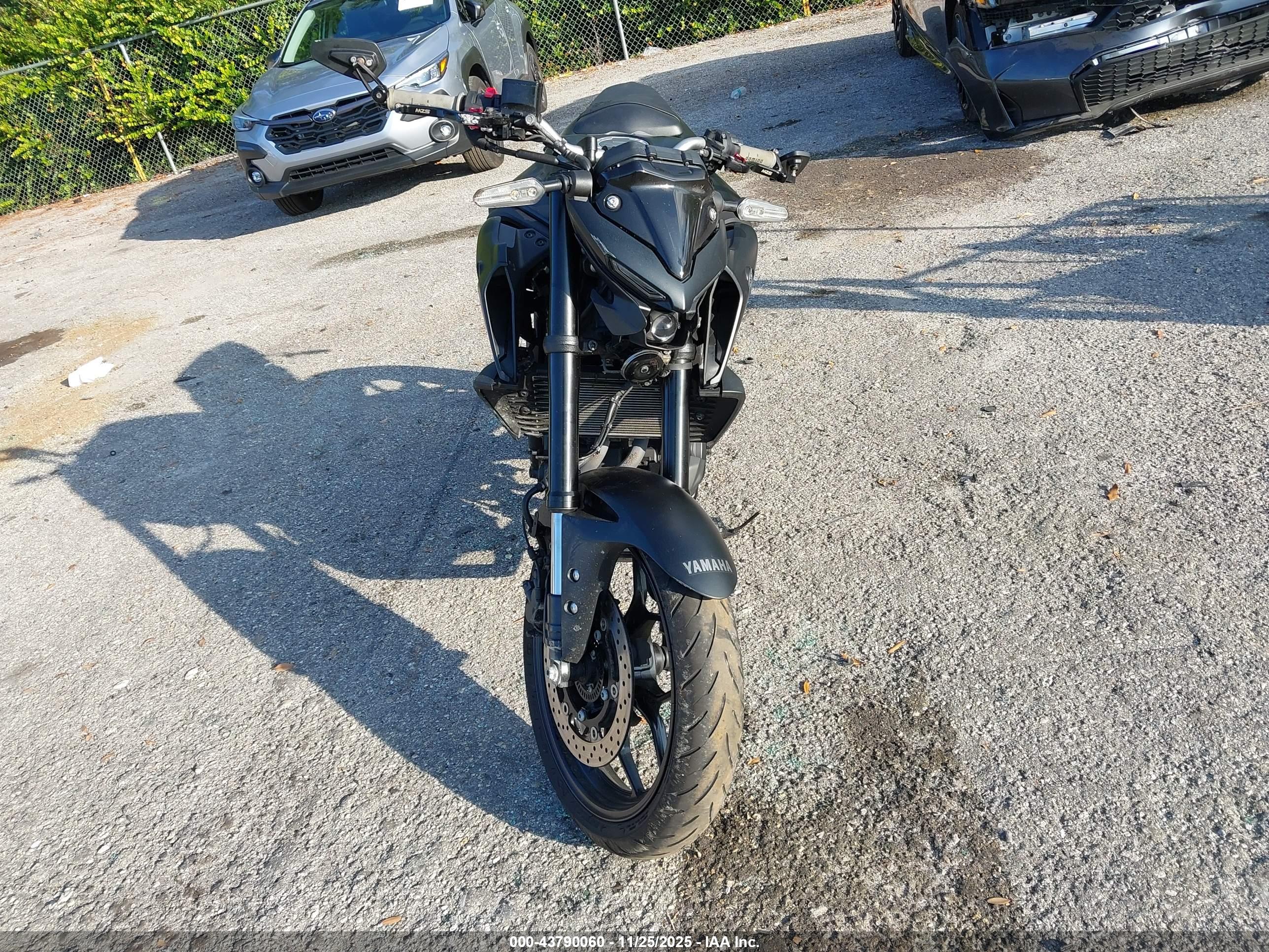 YAMAHA MT-03 image 5