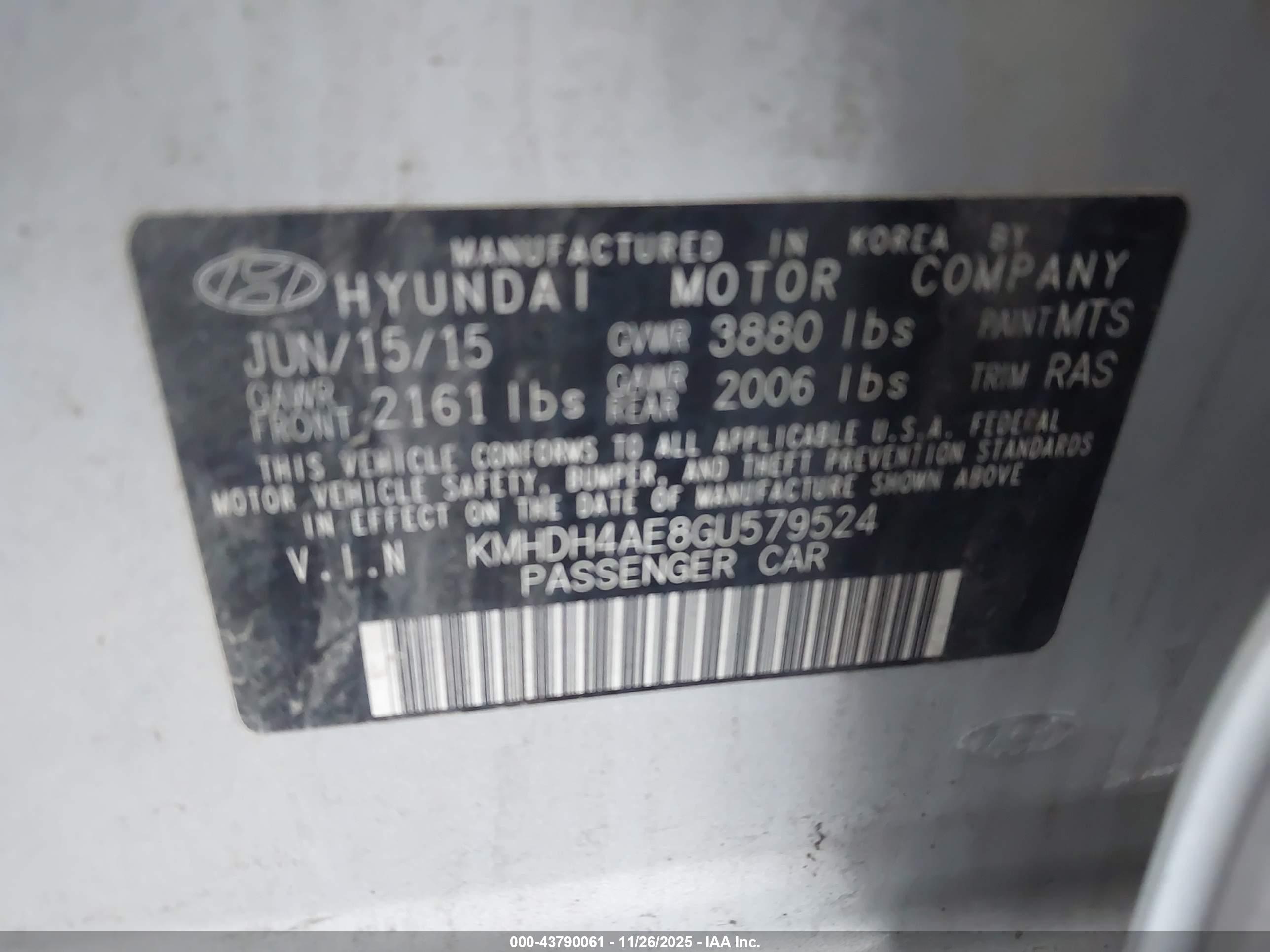 HYUNDAI ELANTRA image 9
