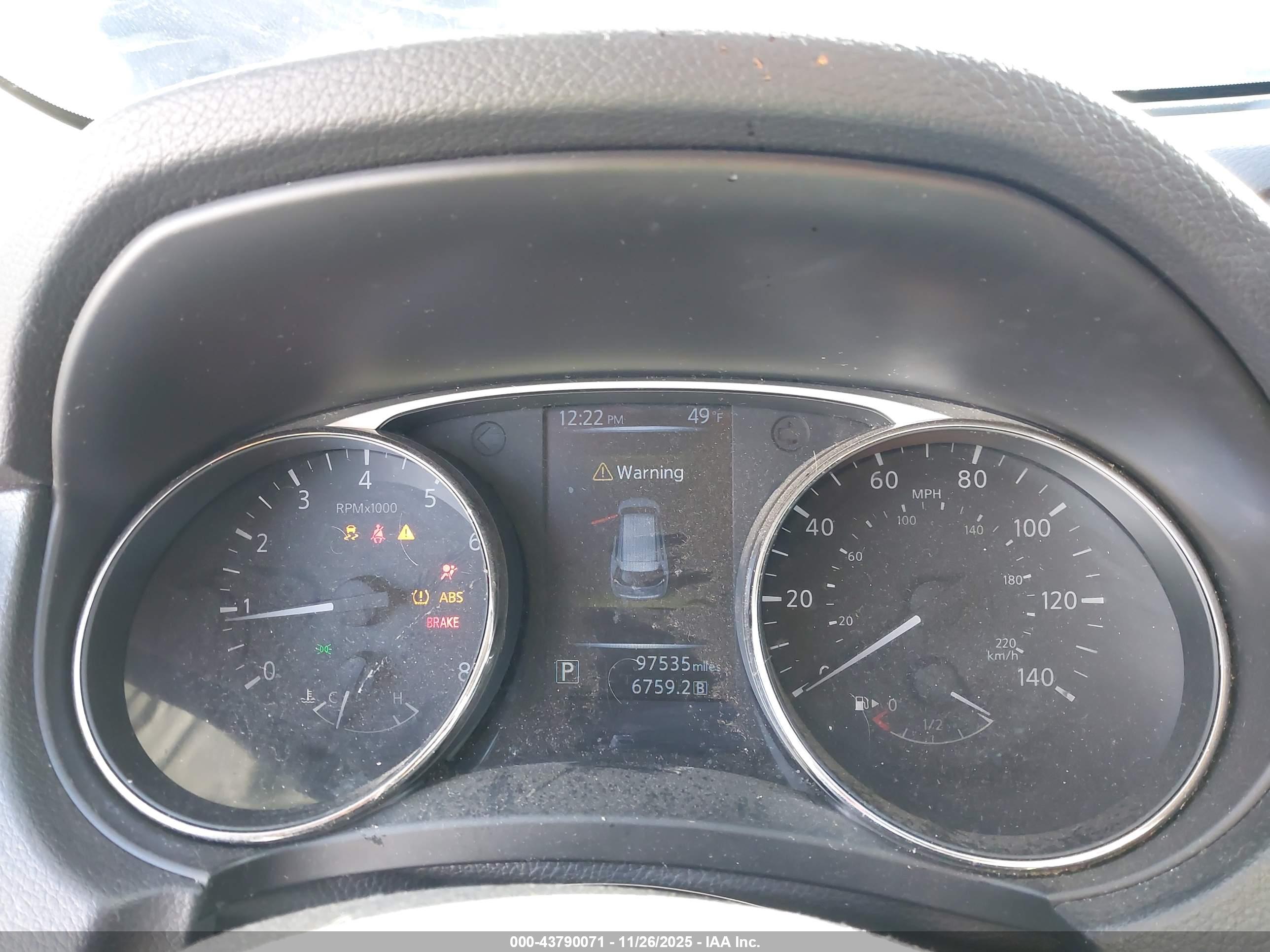NISSAN ROGUE image 7