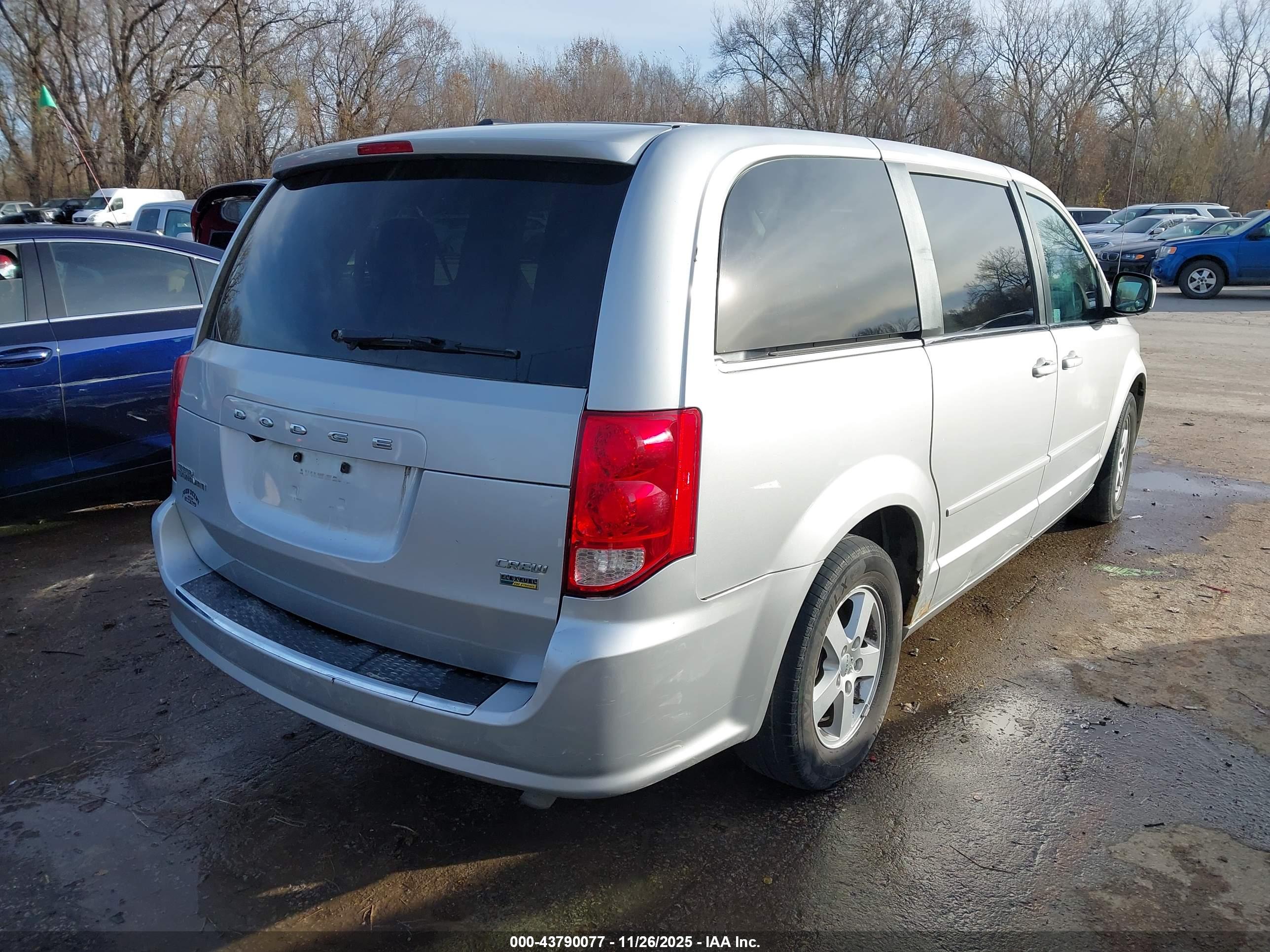 DODGE GRAND image 4