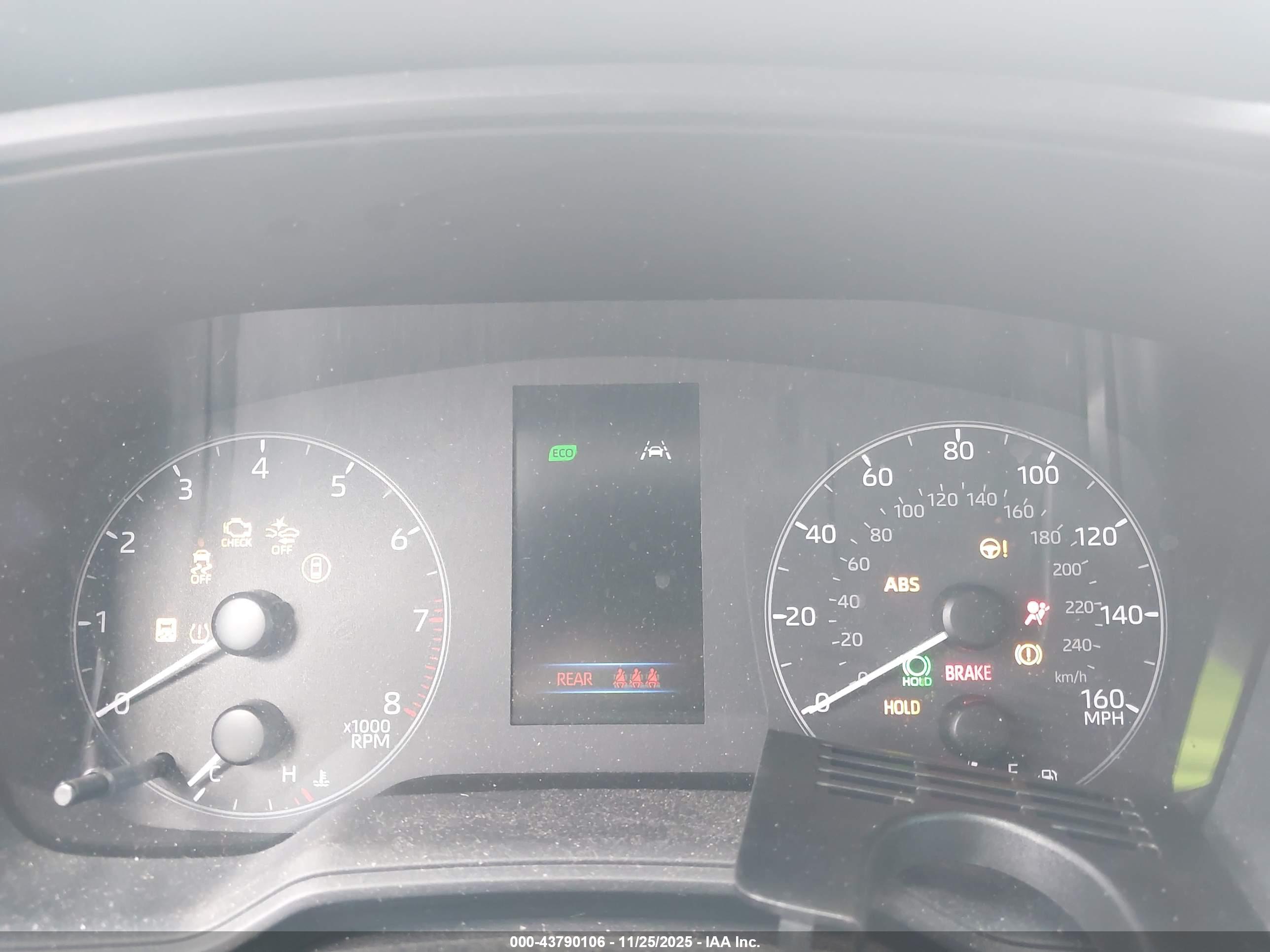 TOYOTA COROLLA image 7