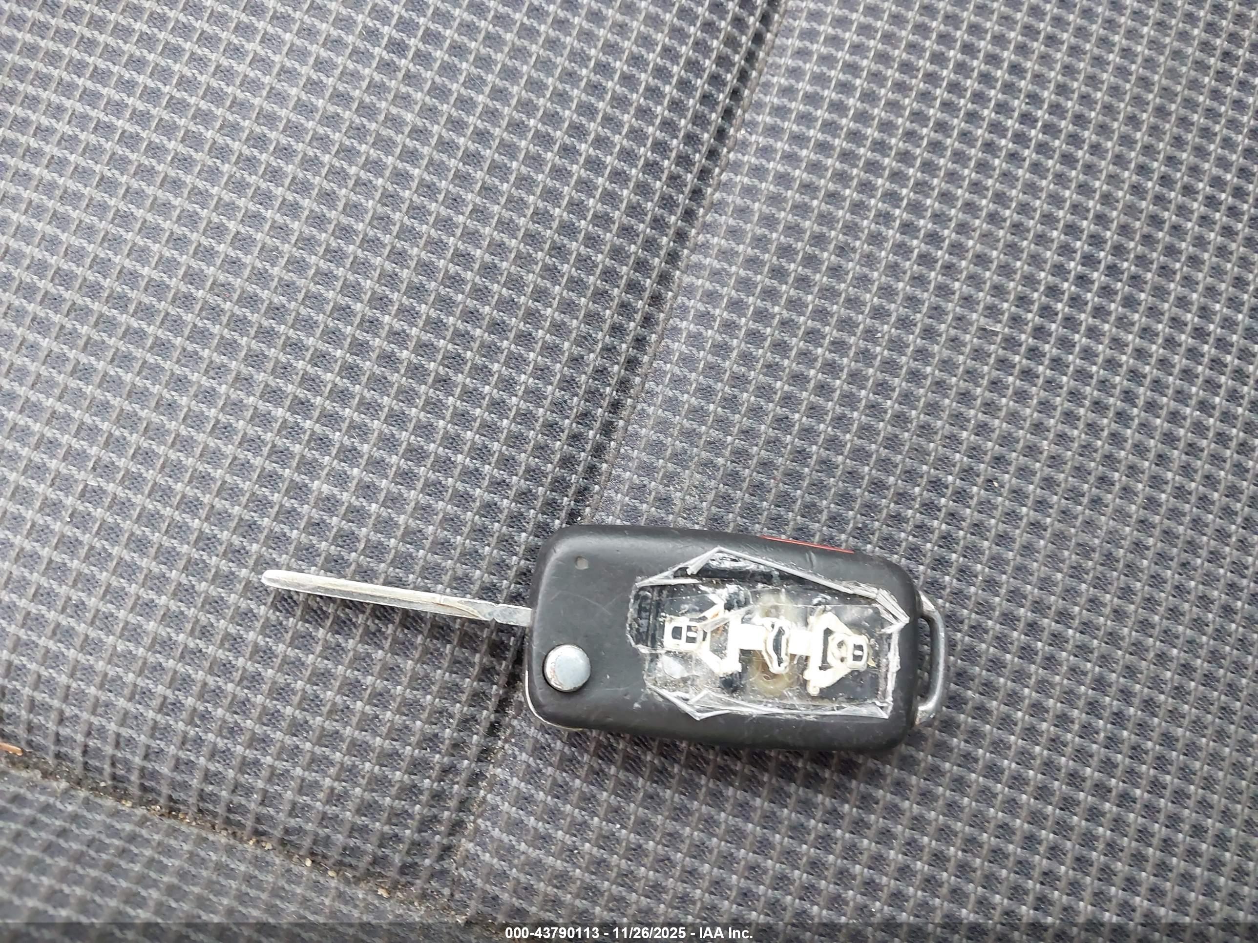 VOLKSWAGEN GOLF image 11