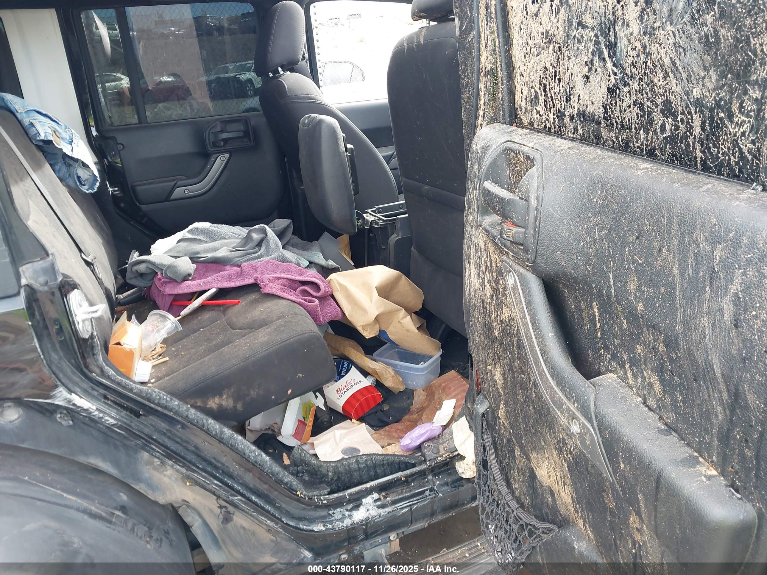 JEEP WRANGLER image 8