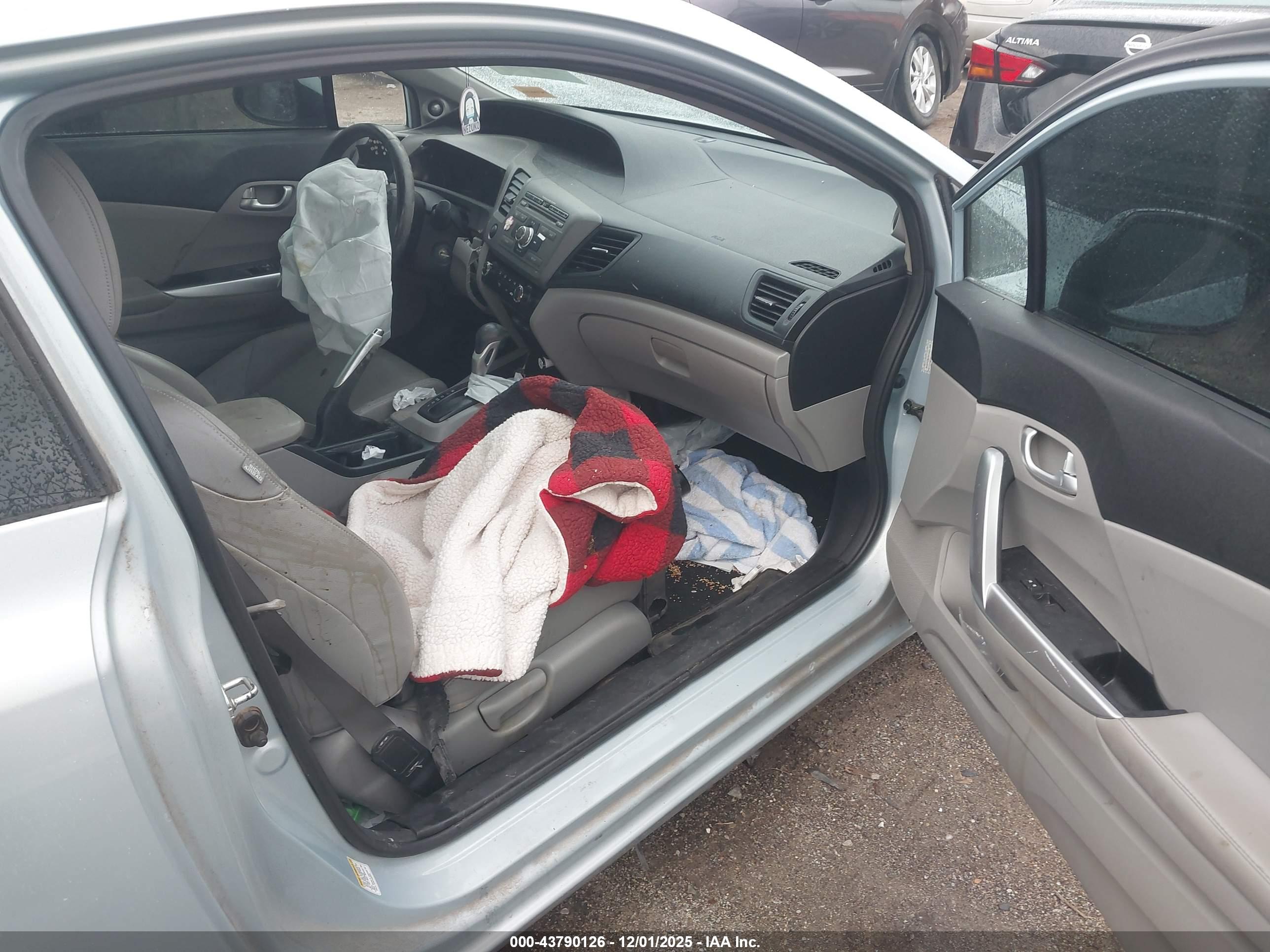 HONDA CIVIC image 5