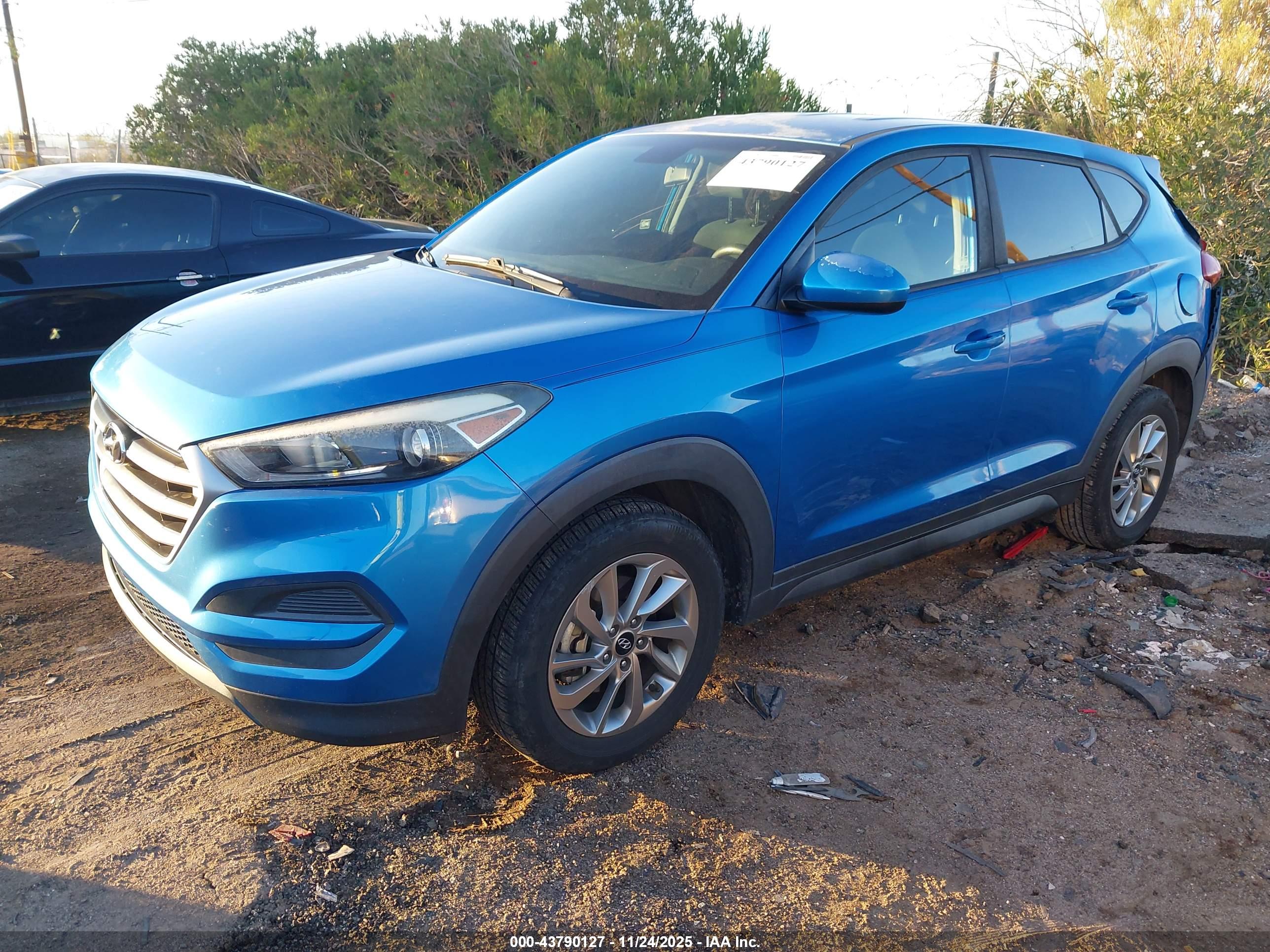 HYUNDAI TUCSON image 2
