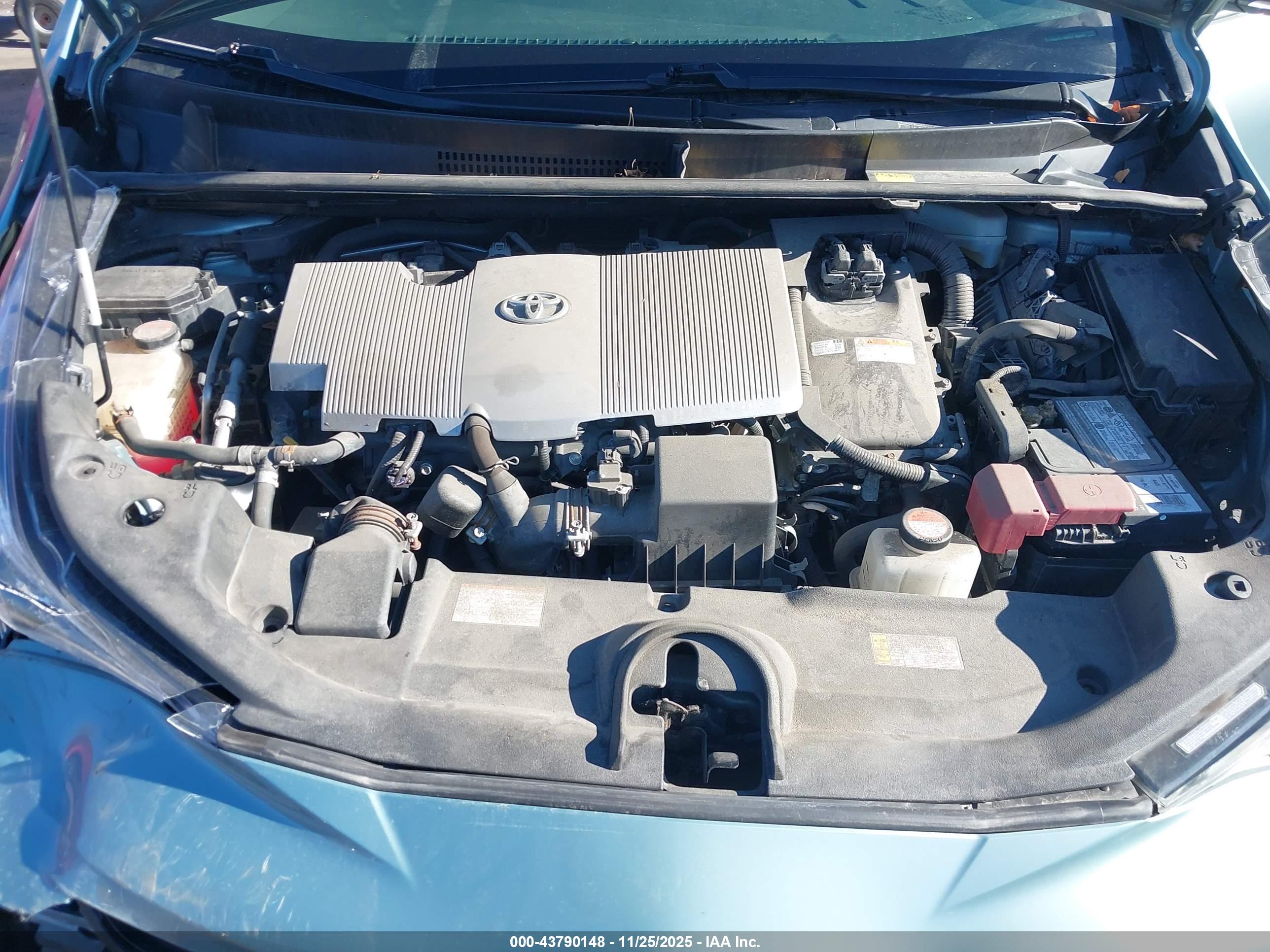 TOYOTA PRIUS image 10