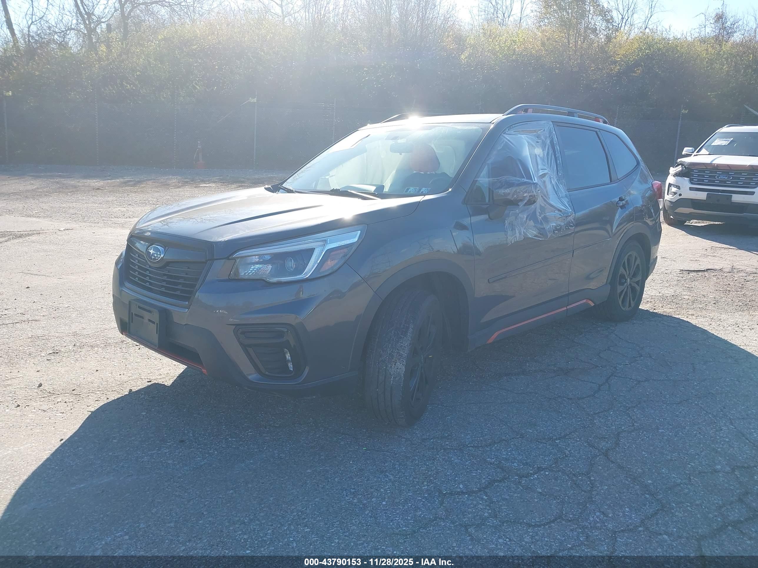 SUBARU FORESTER image 2