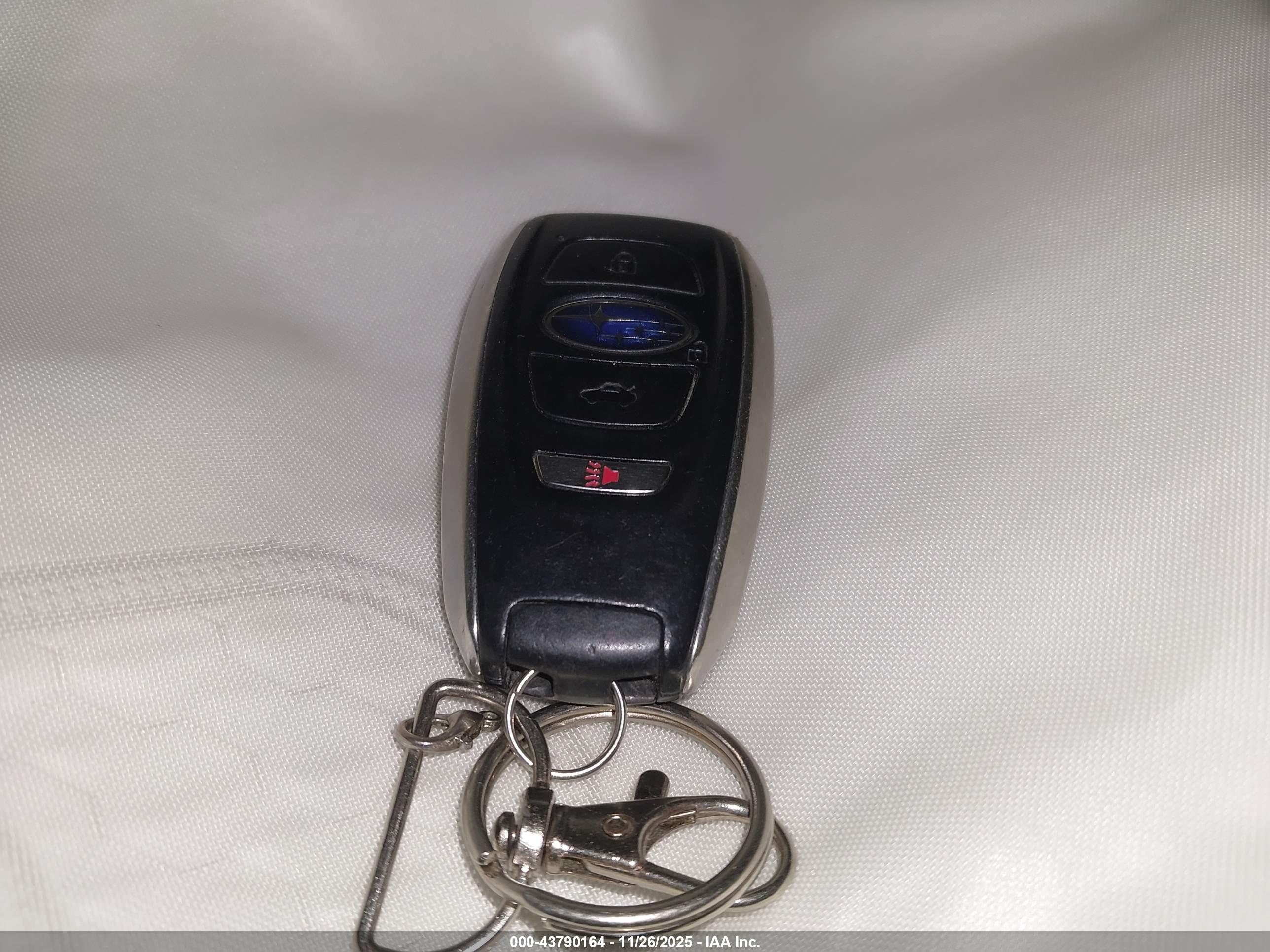 SUBARU OUTBACK image 11