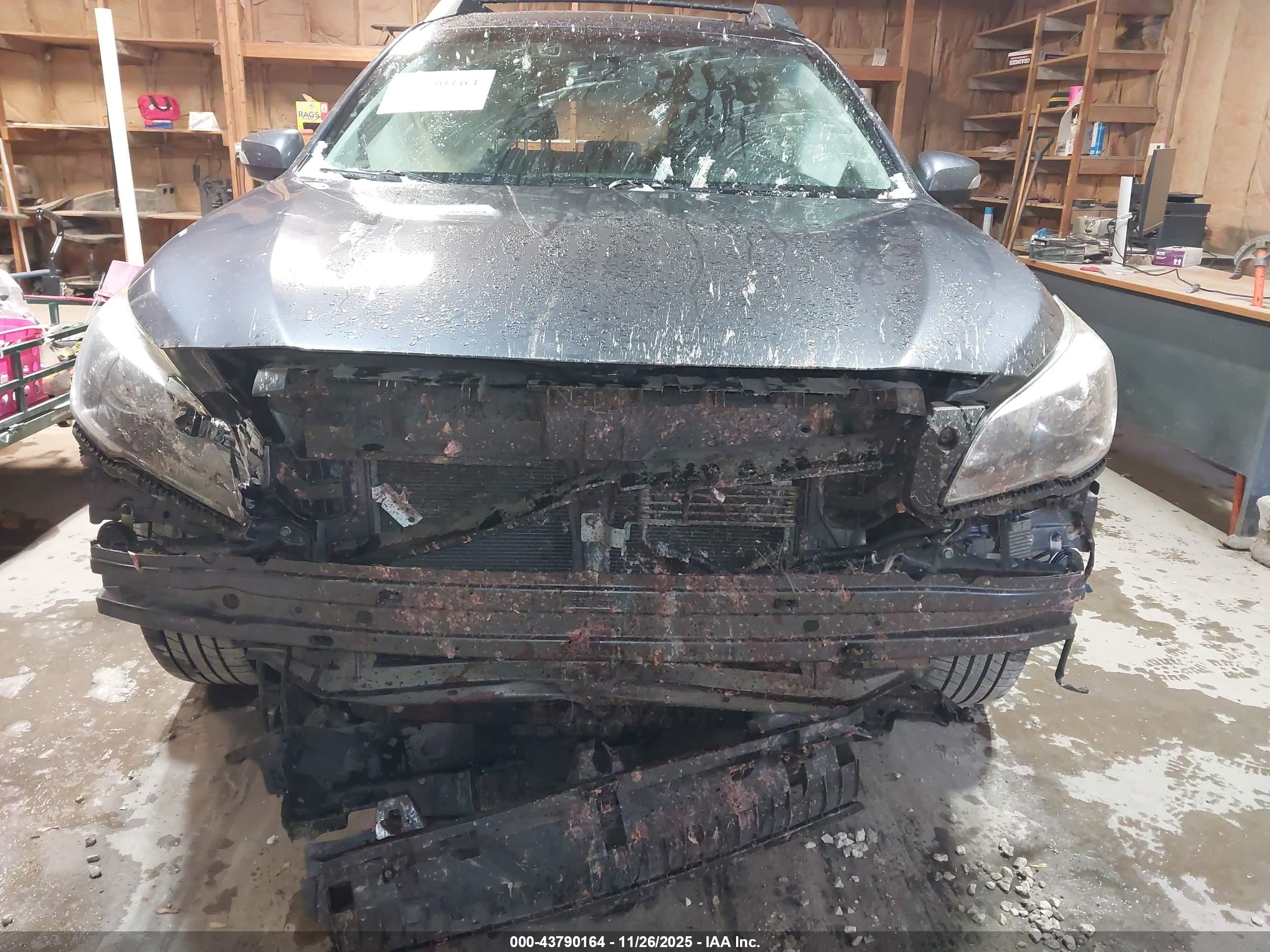 SUBARU OUTBACK image 6
