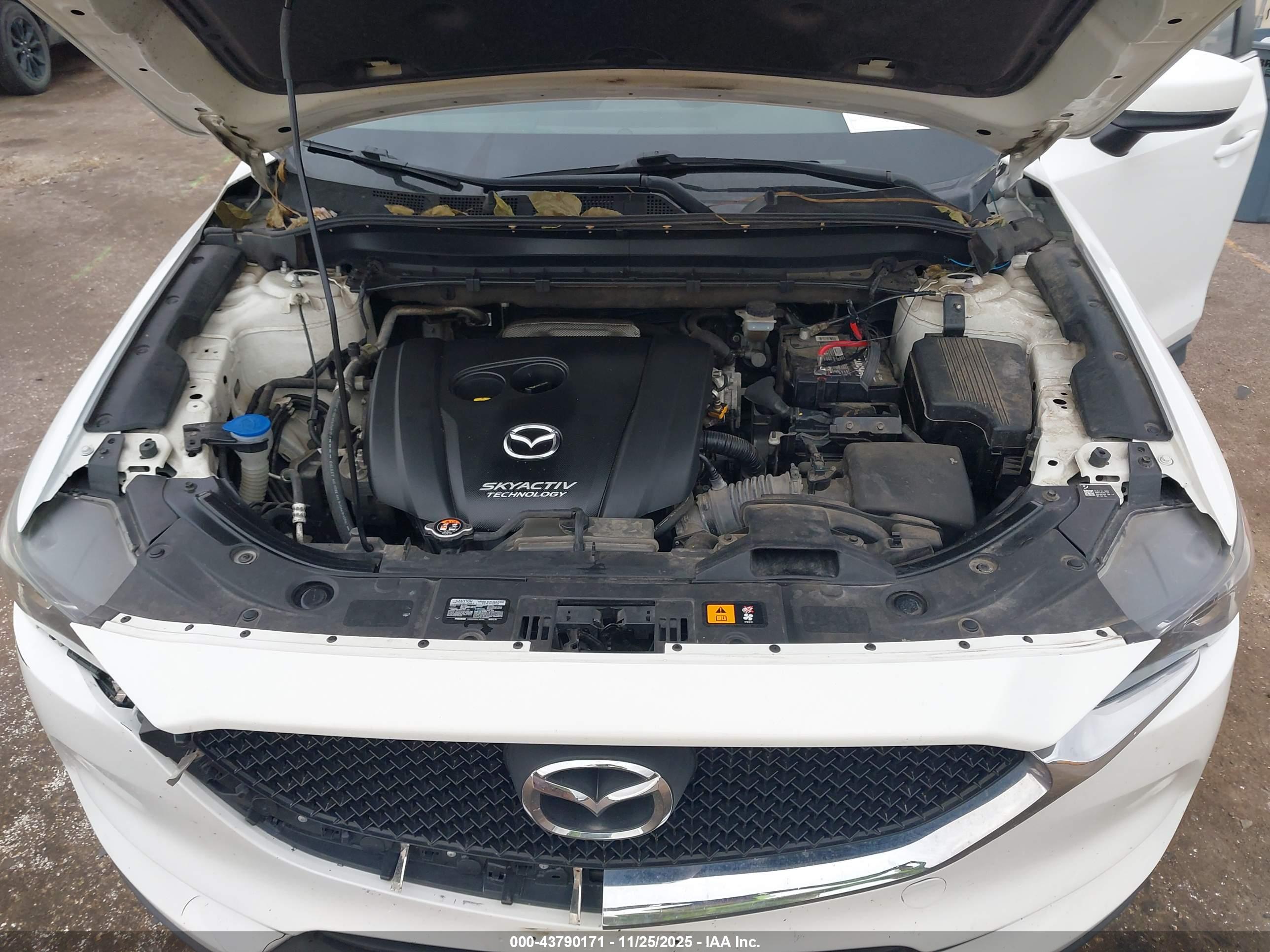 MAZDA CX-5 image 10