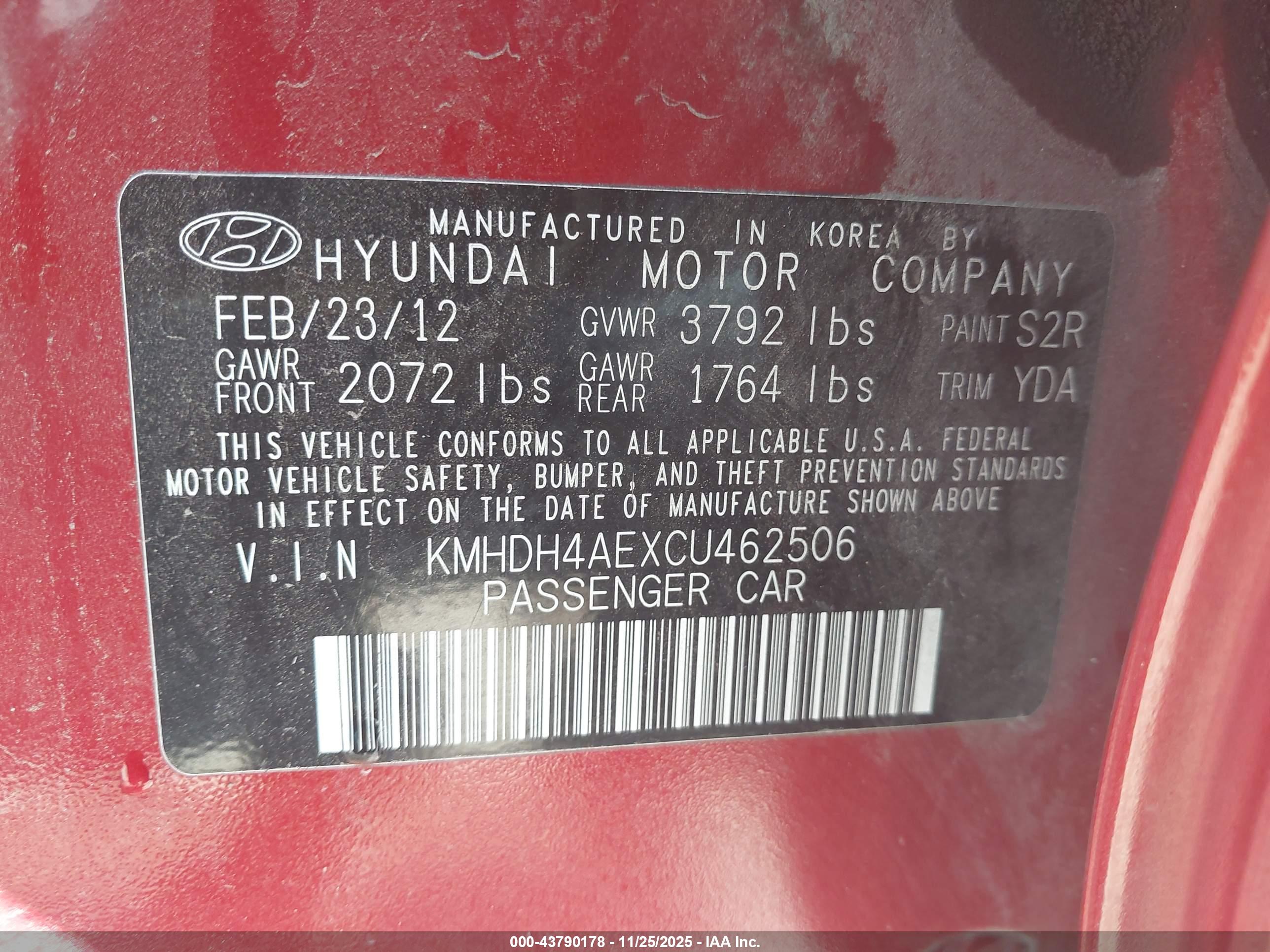 HYUNDAI ELANTRA image 9