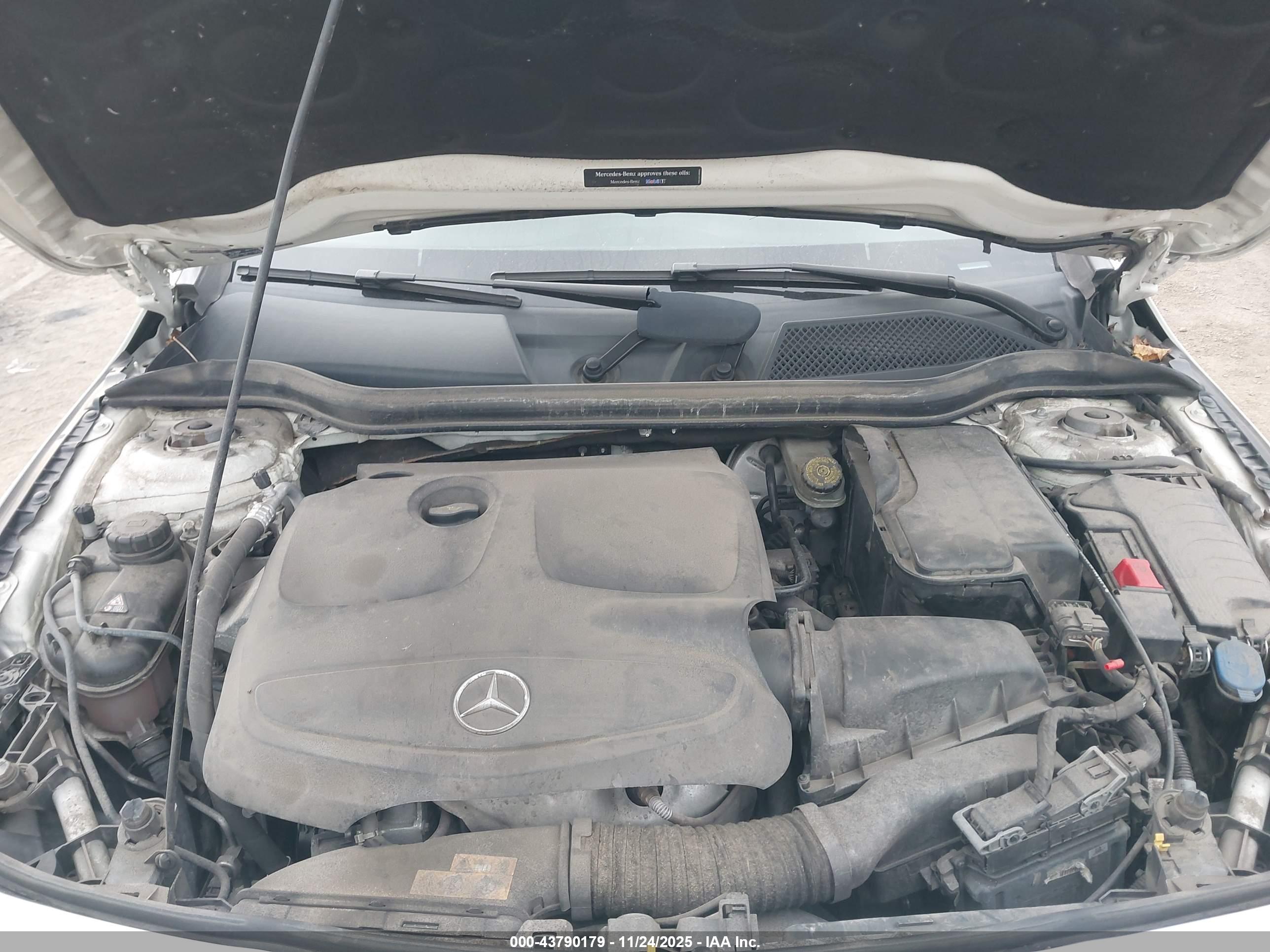 MERCEDES-BENZ CLA image 10