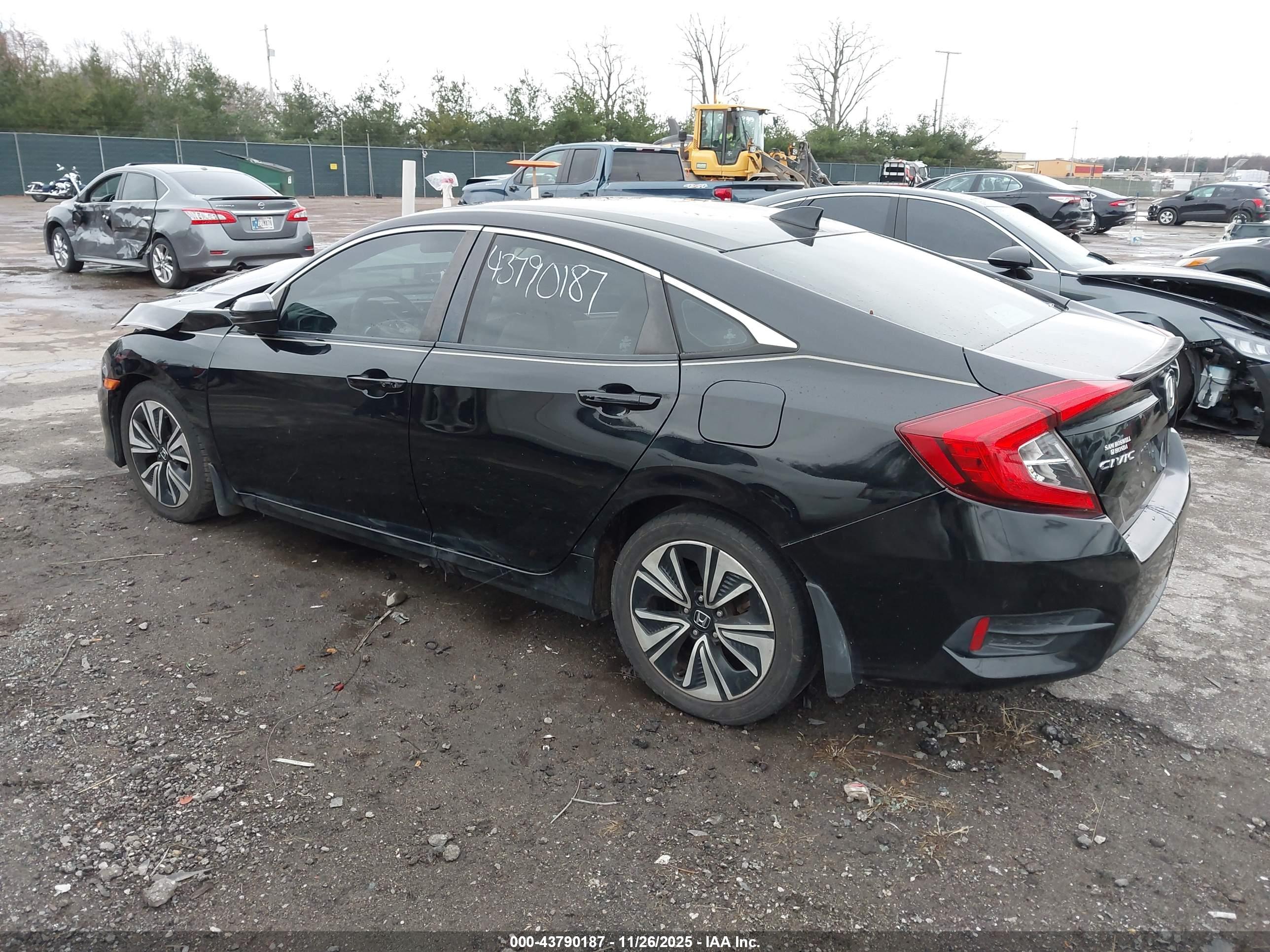 HONDA CIVIC image 3