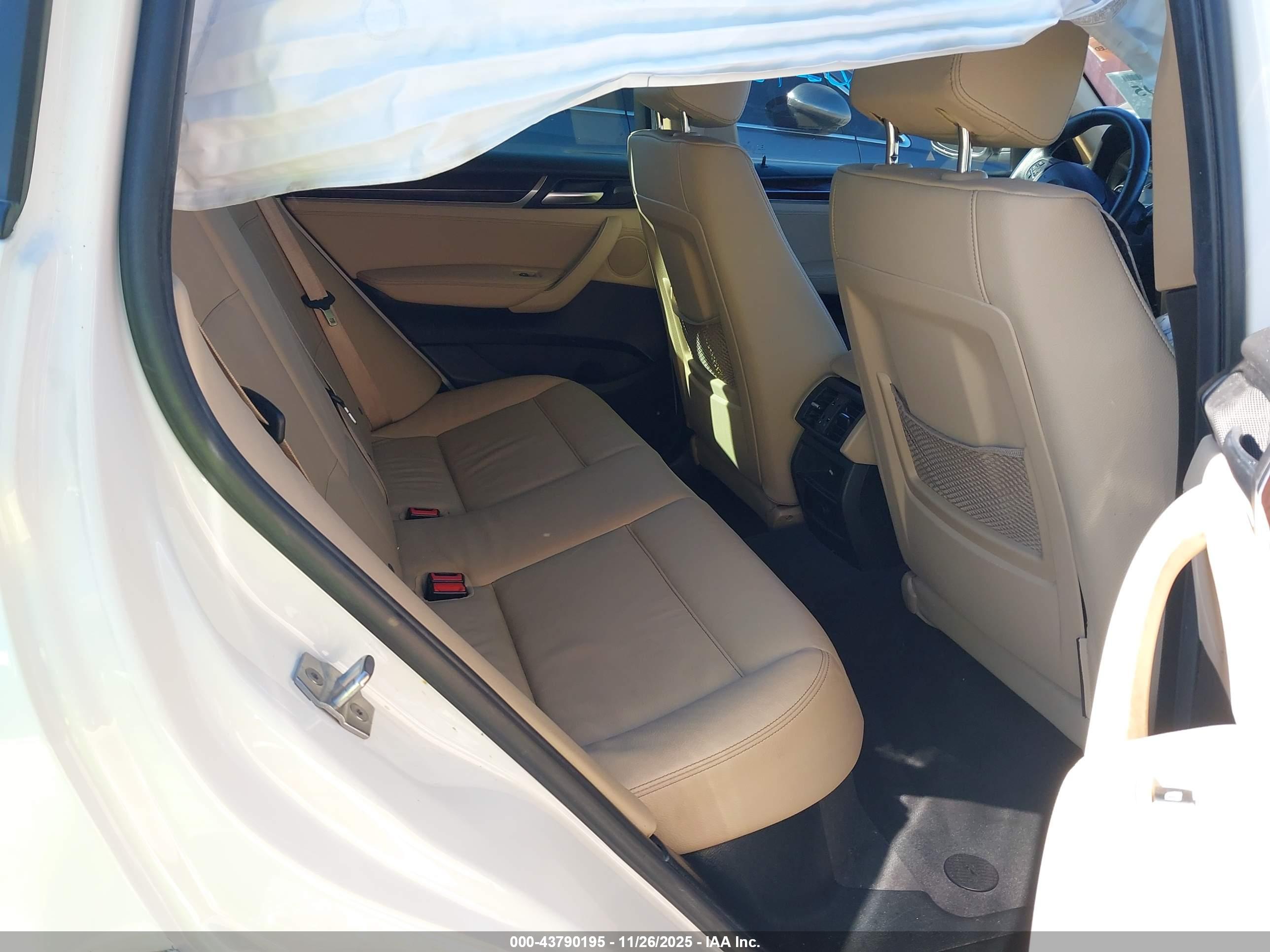 BMW X3 image 8