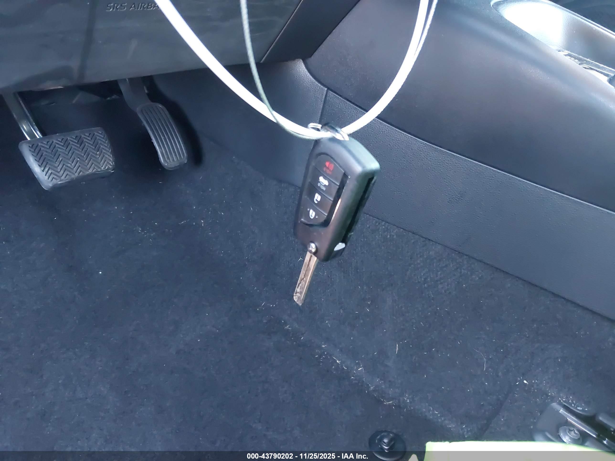 TOYOTA COROLLA image 11