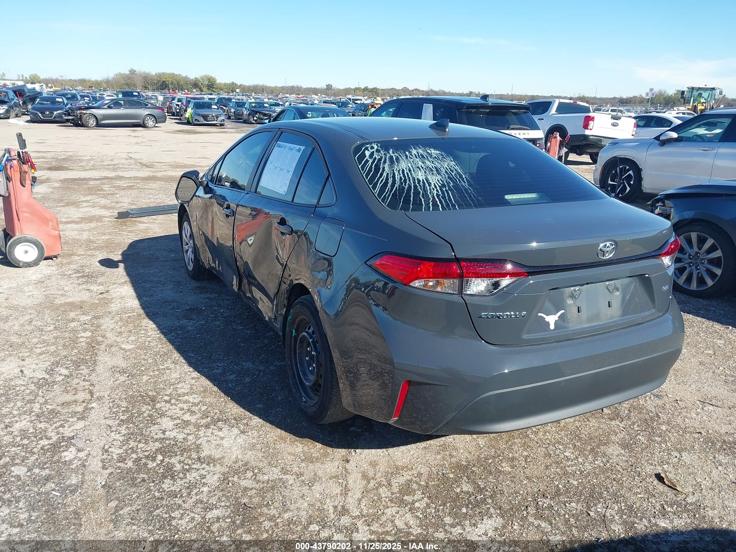 TOYOTA COROLLA image 3