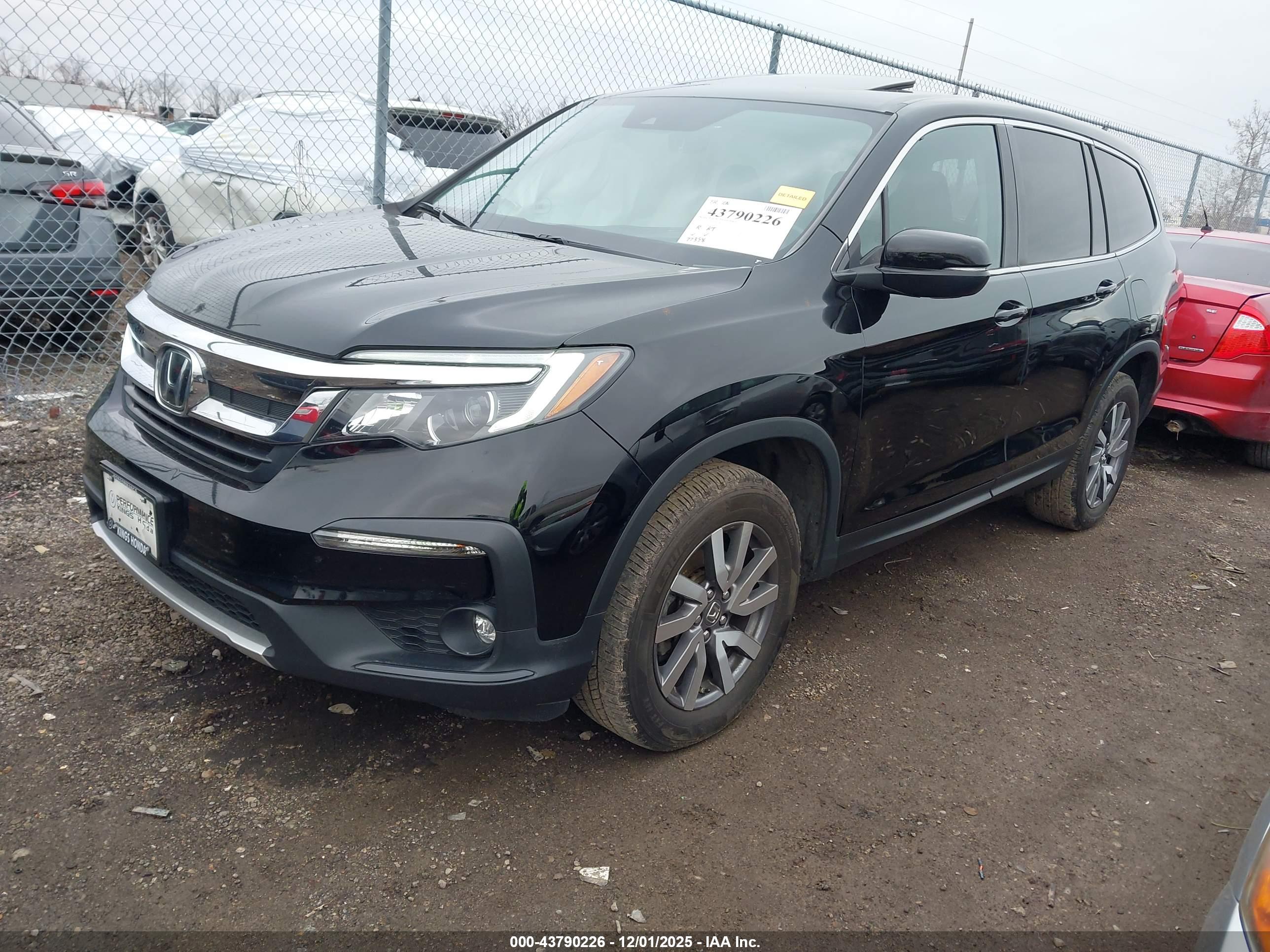 HONDA PILOT image 2
