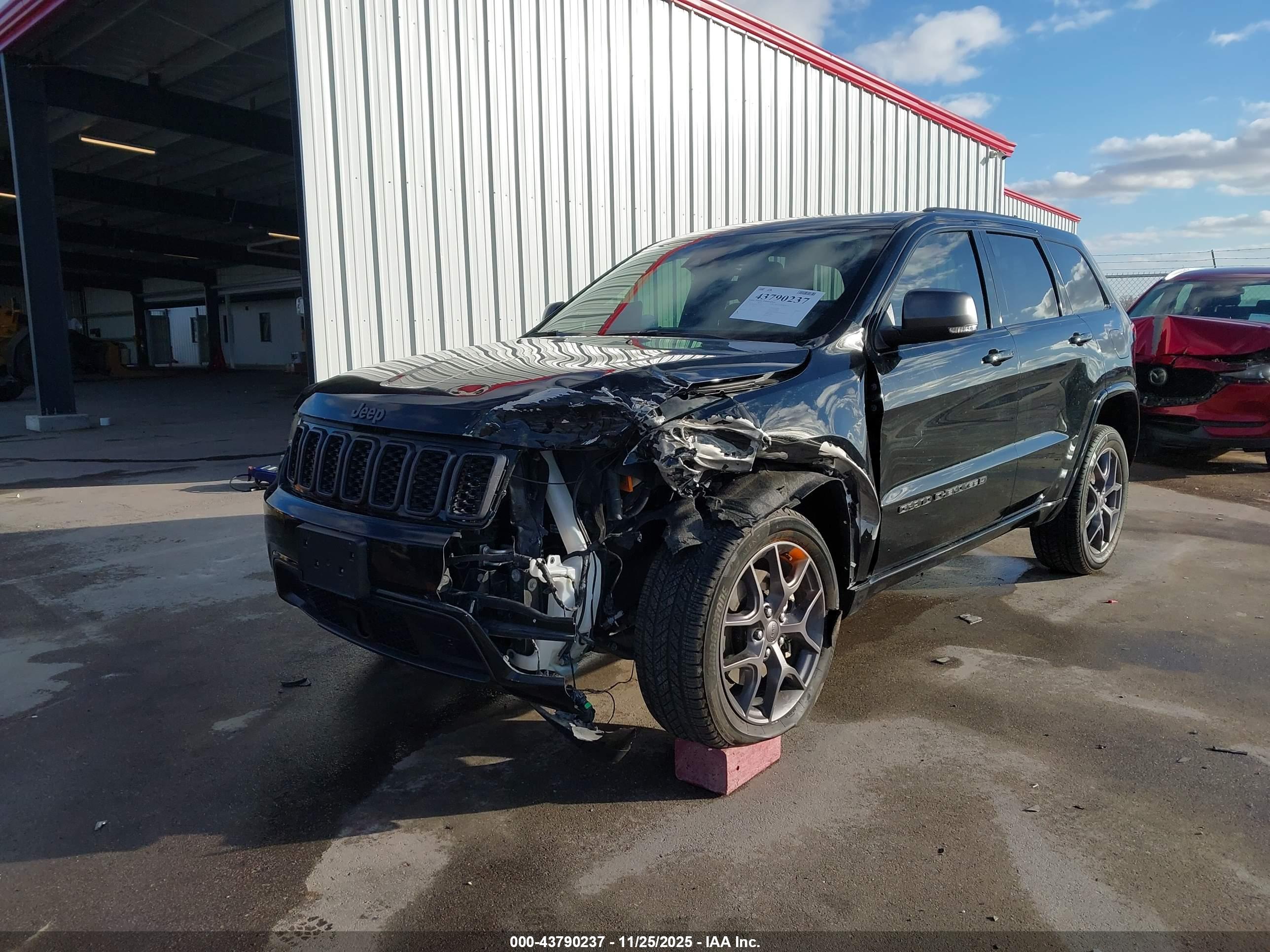 JEEP GRAND image 6